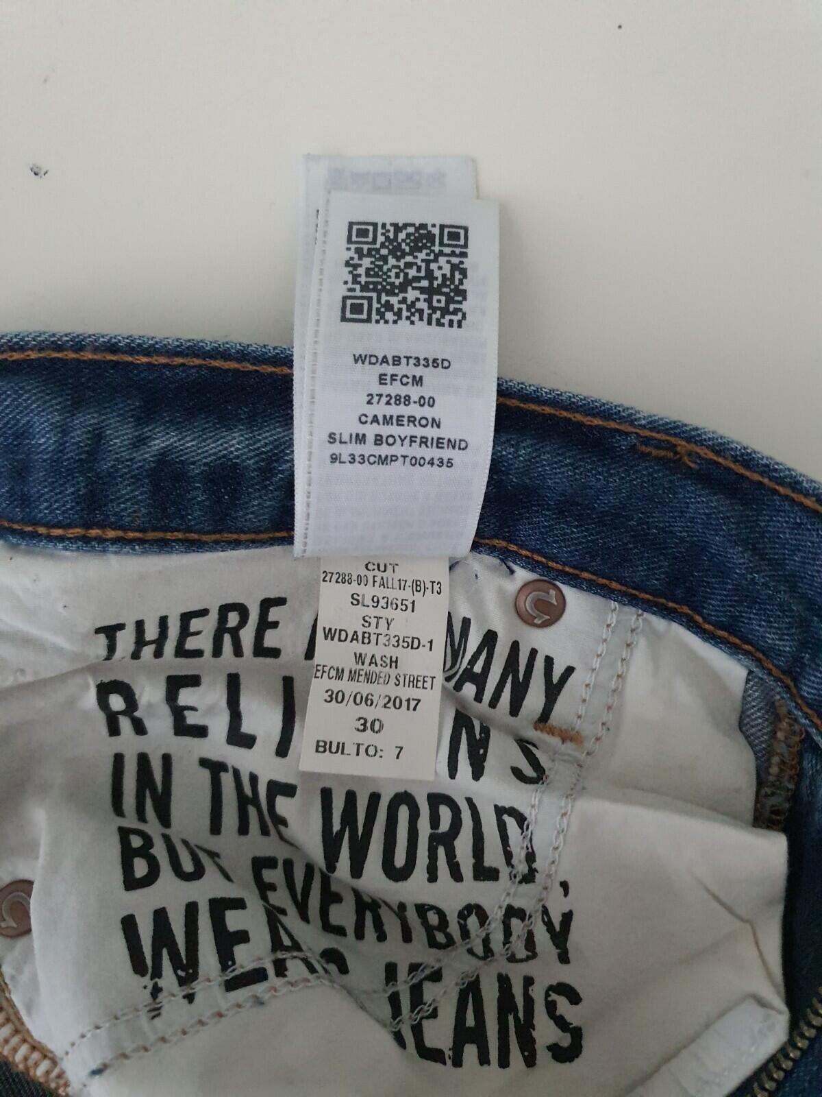 TRUE RELIGION Cameron Boyfriend Slim Jeans size 30 W34 L30 womens New With Tag
