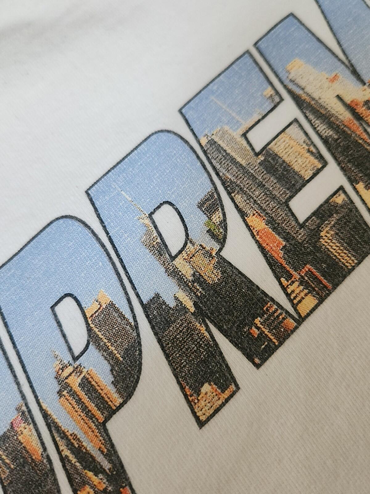 FW23 Supreme Gotham tee size S small White T-shirt New York NY
