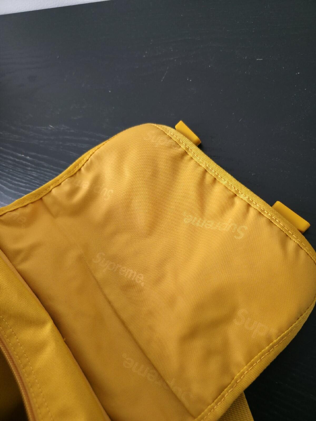 SS20 Supreme Waist Bag Gold