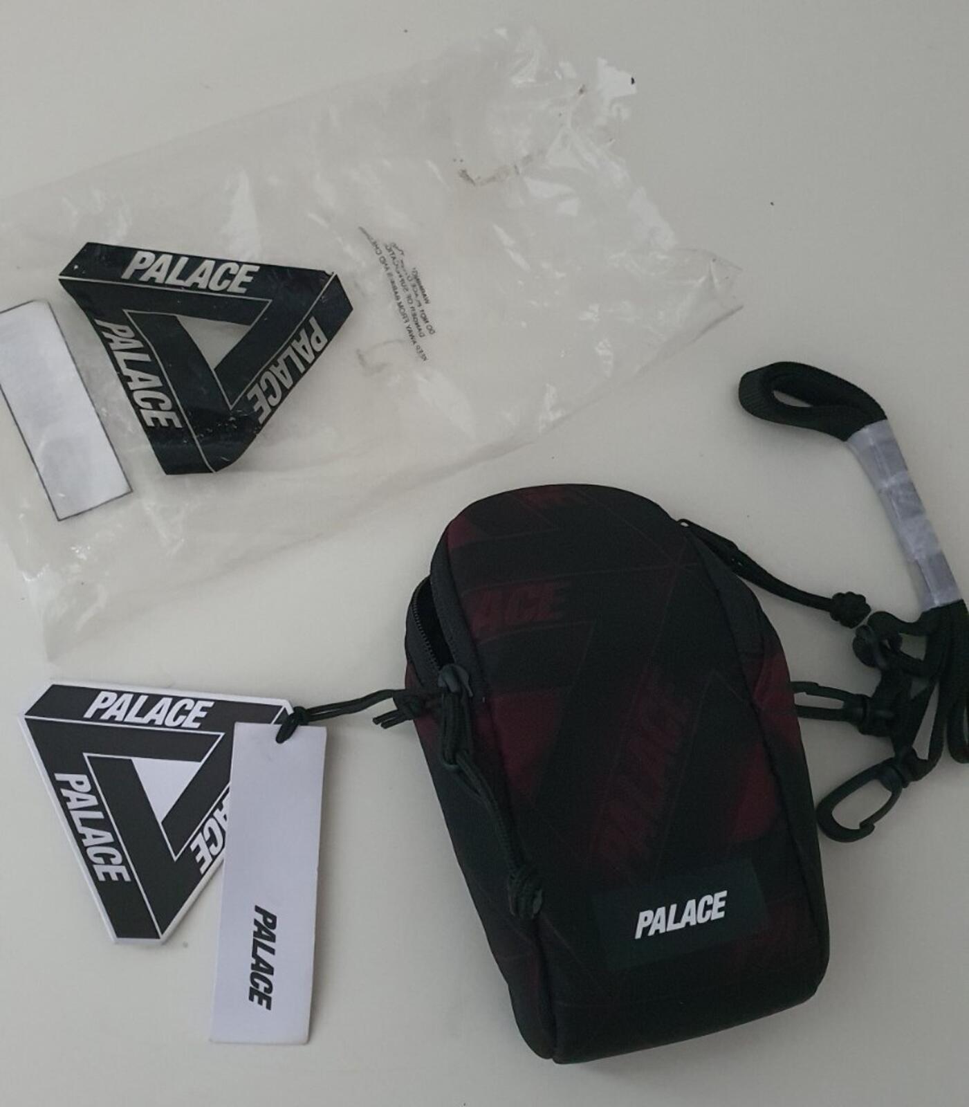 AW17 Palace Sling Sack camera bag fig Tri-Ferg shoulder pouch New With Tag