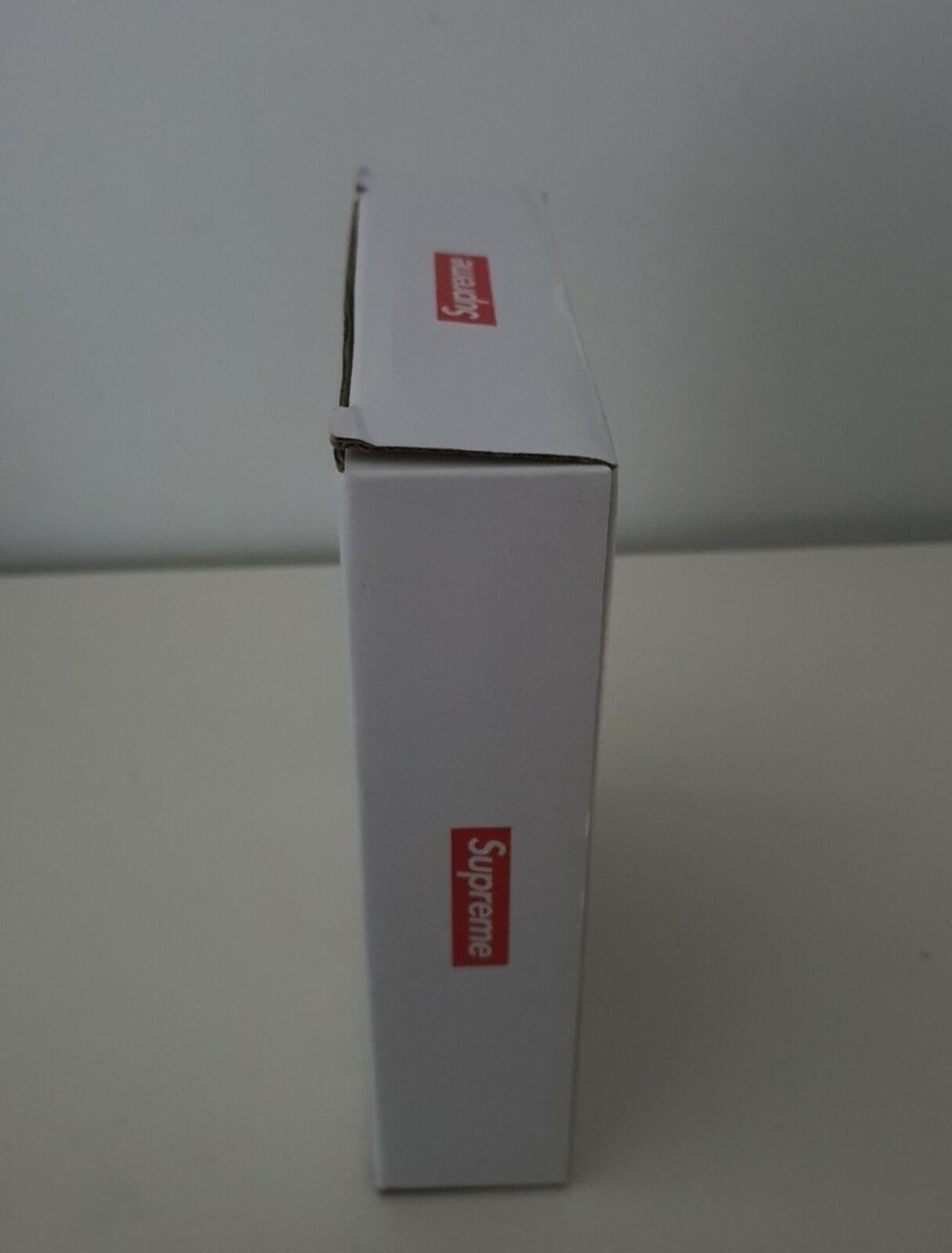 FW18 Supreme Magnetic Kickstand Light Portable LED black Accessory