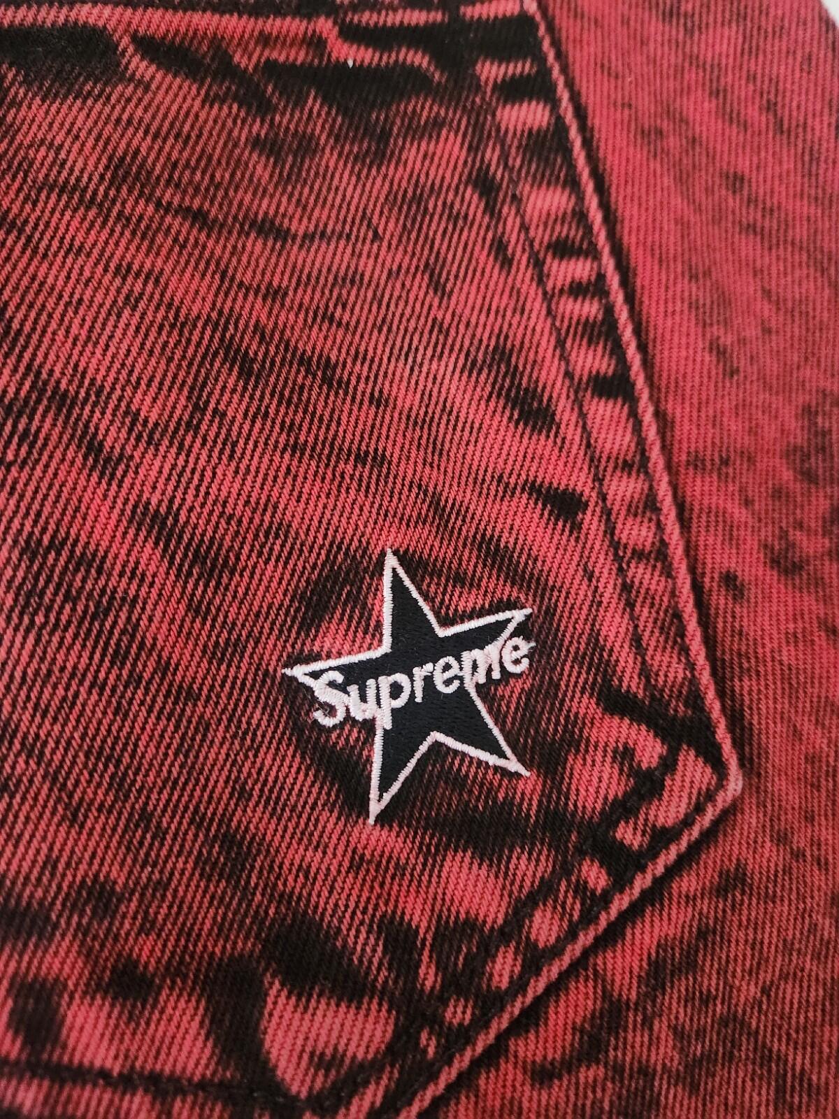 SS20 Supreme washed regular jeans size 32 W32 L32 Red denim Stone Wash