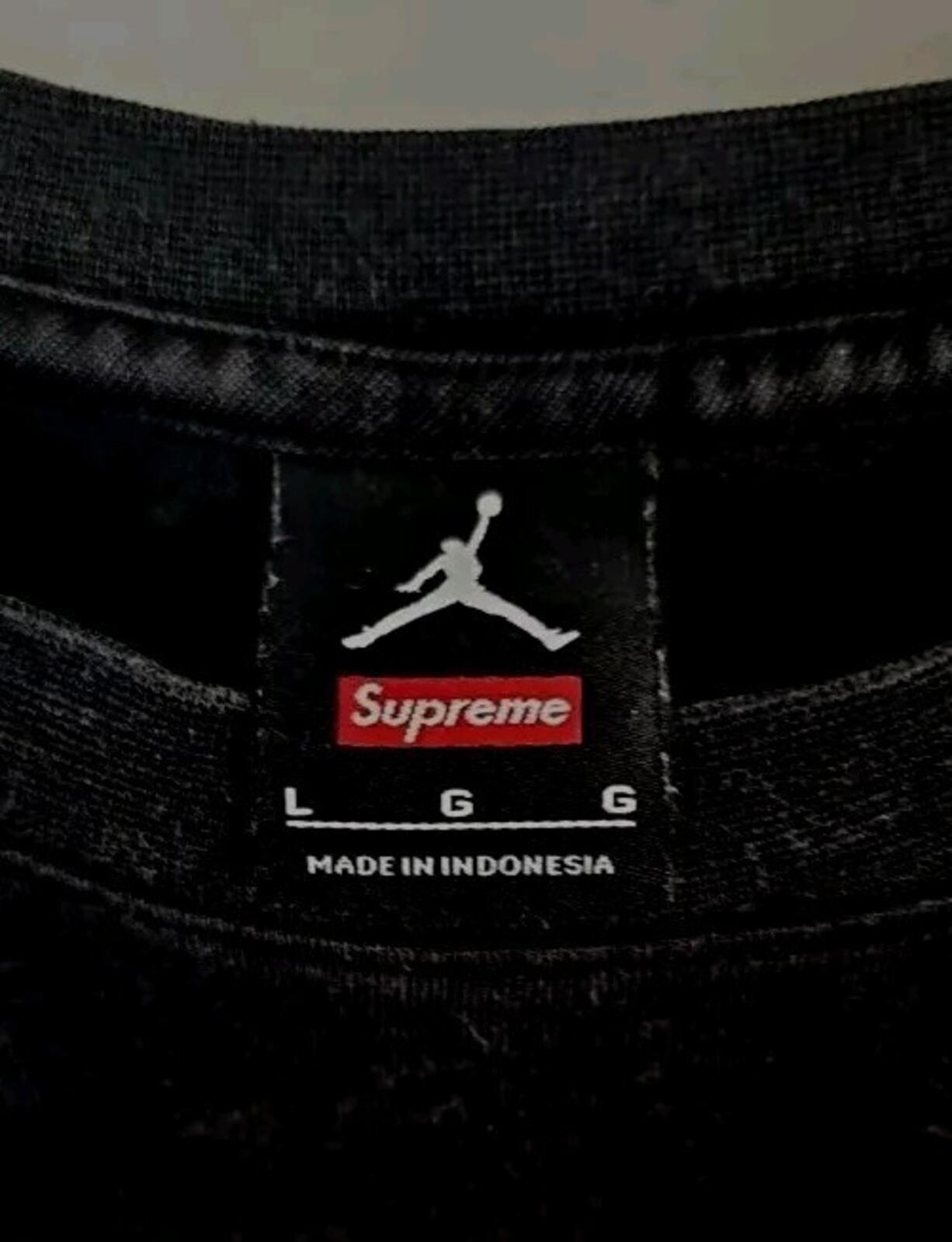 FW15 Supreme x Jordan tee size L Large Black T-shirt Jumpman