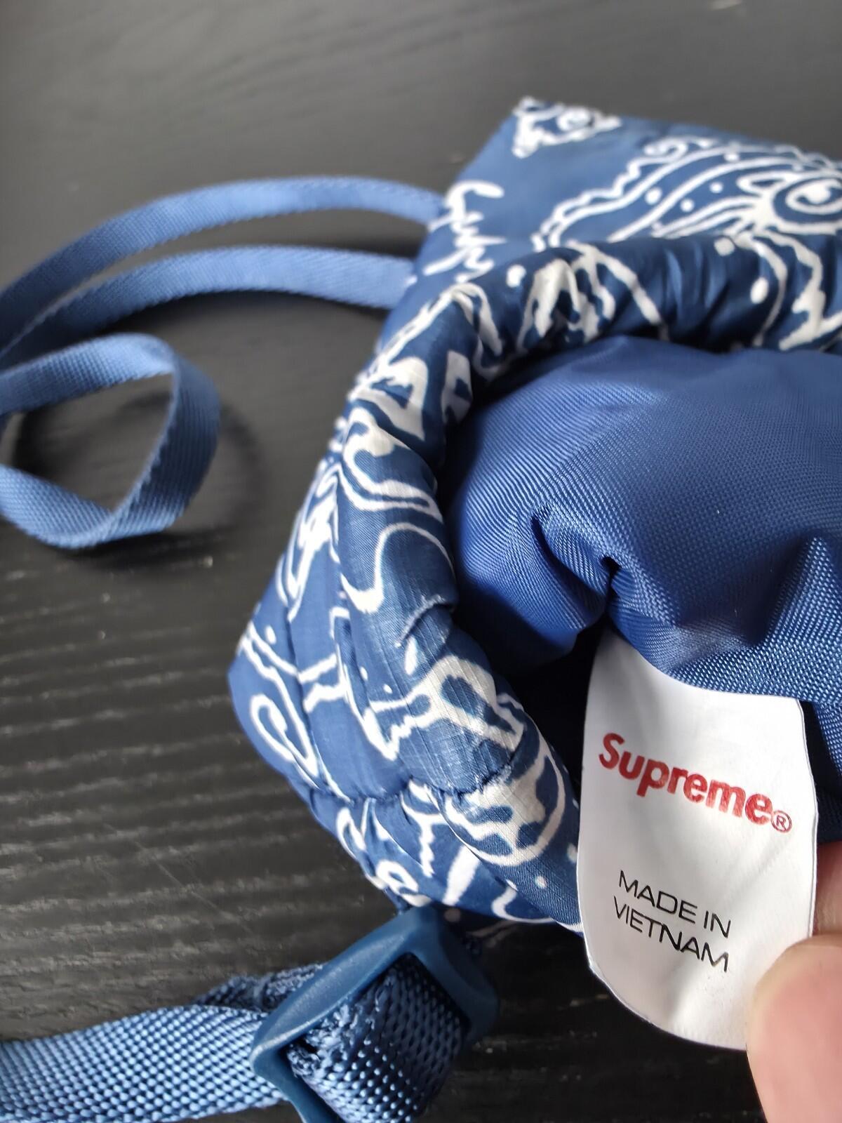 FW22 Supreme Puffer Neck Pouch Bag Blue Paisley Water Resistant Mobile Phone