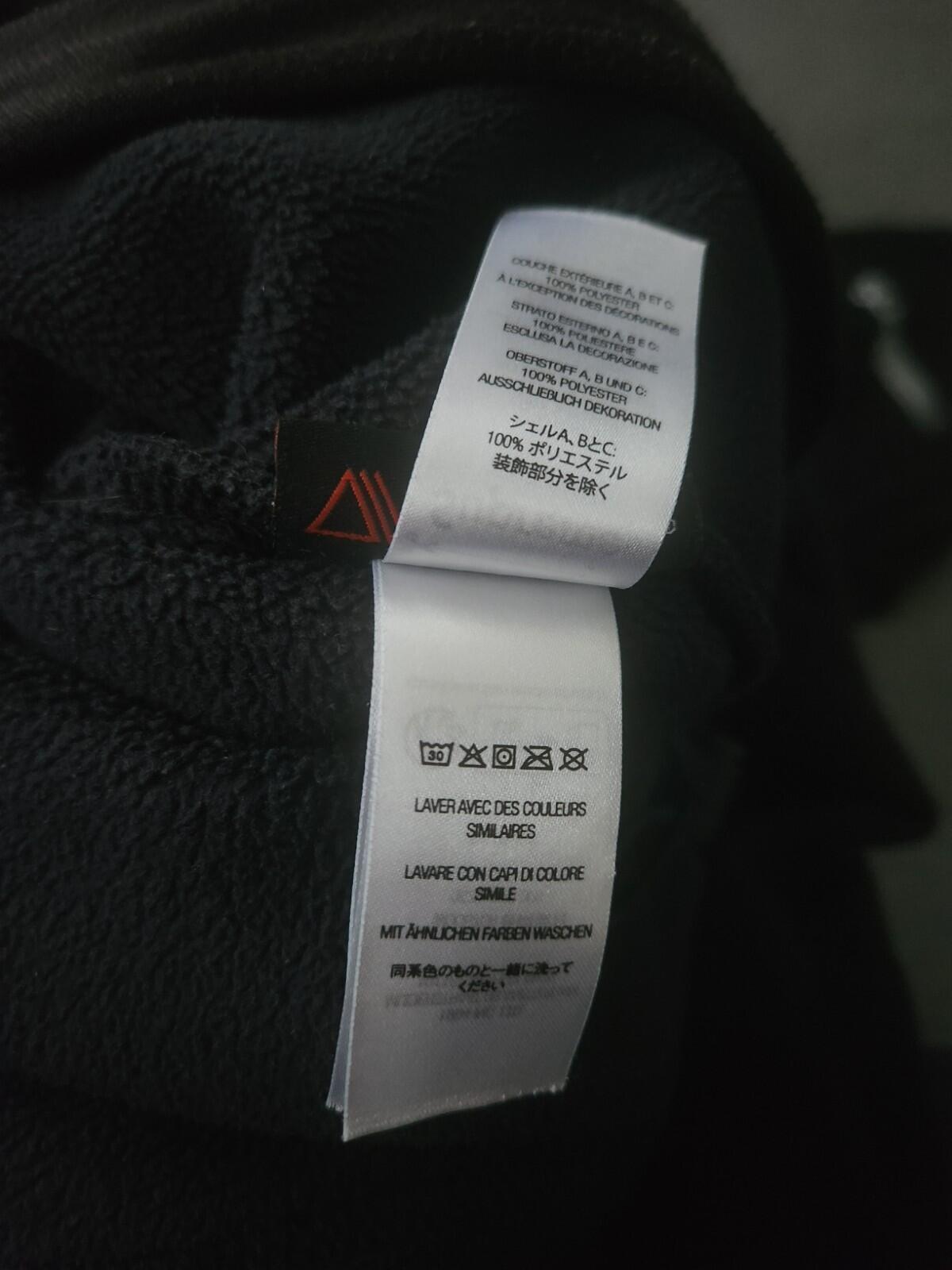 FW23 Supreme Polartec Zip jacket  size M medium black fleece top