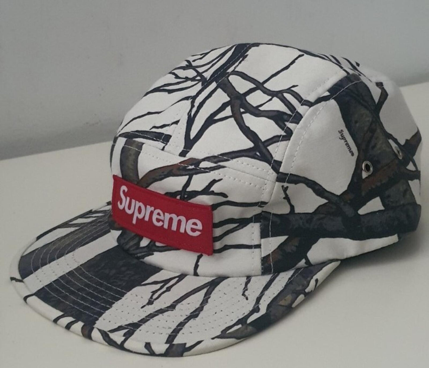 FW12 Supreme Tree Camo Camp Cap White Hat Red Box Logo Vintage 2012 Very rare
