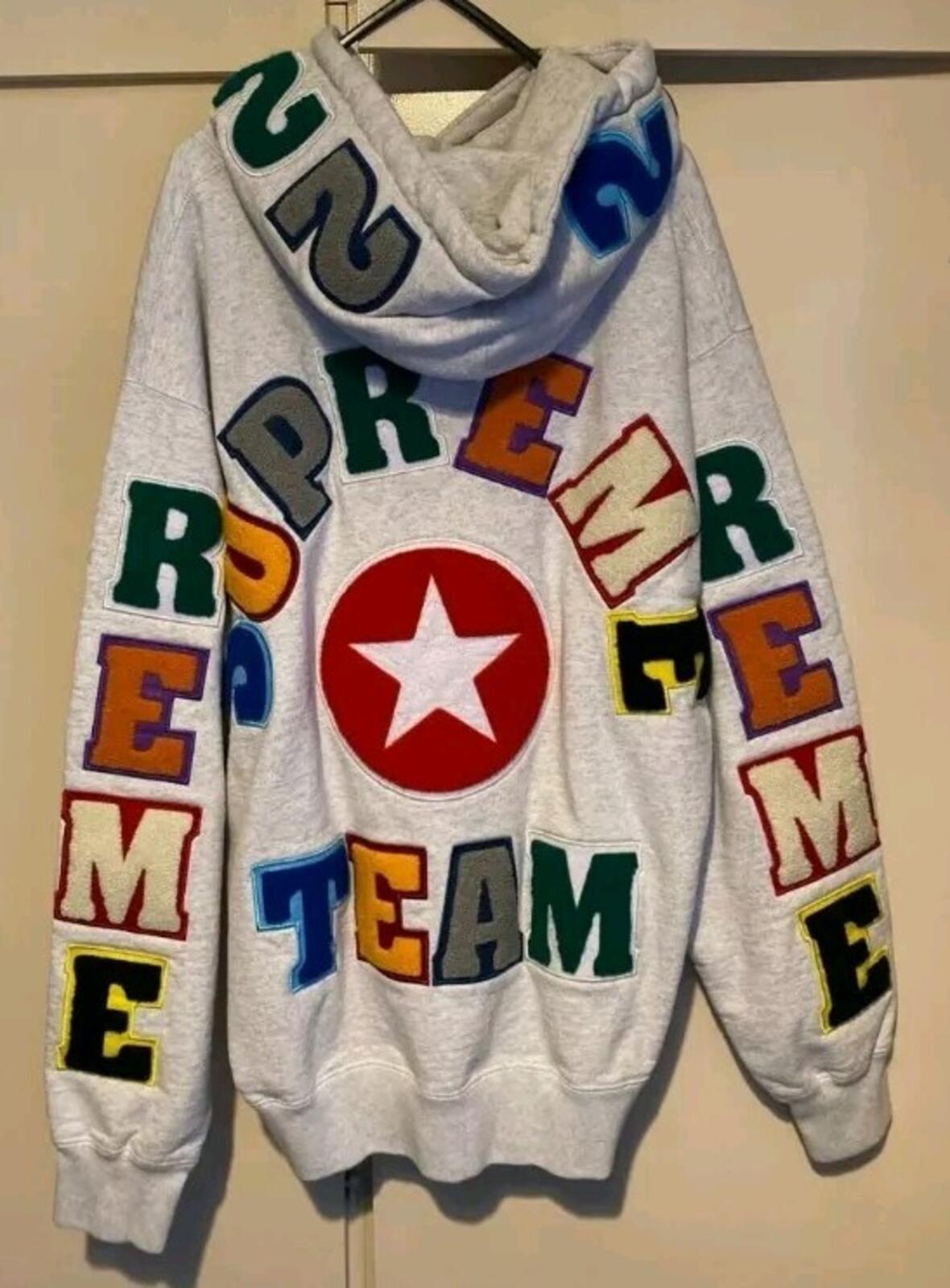 SS22 Supreme Team Chenille Hooded Sweatshirt Size M Medium Ash Grey hoodie