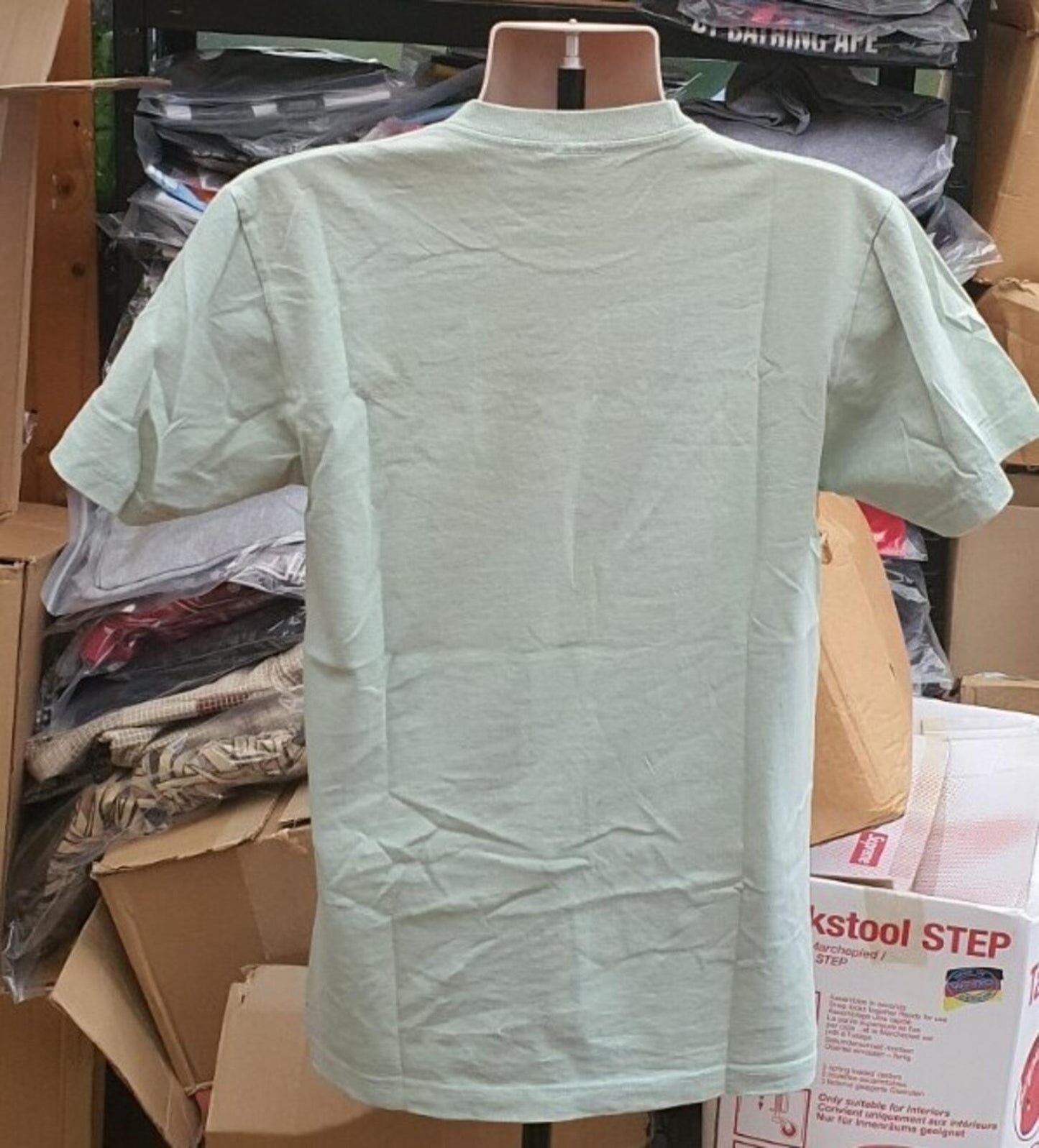 FW14 SUPREME Most Wanted Tee Size M
