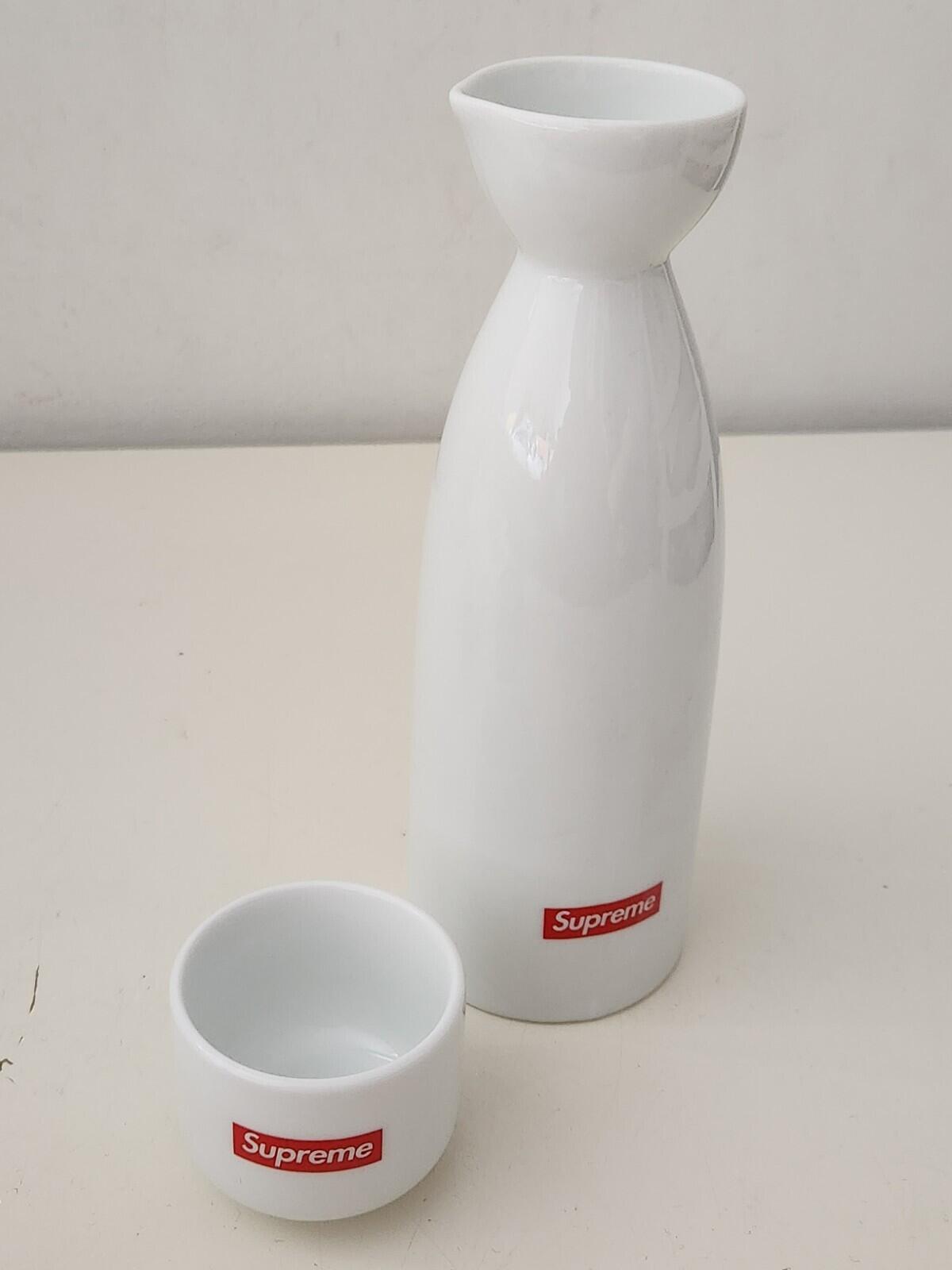 FW17 Supreme Sake Set White Ceramic Red Small Box Logo Accessory