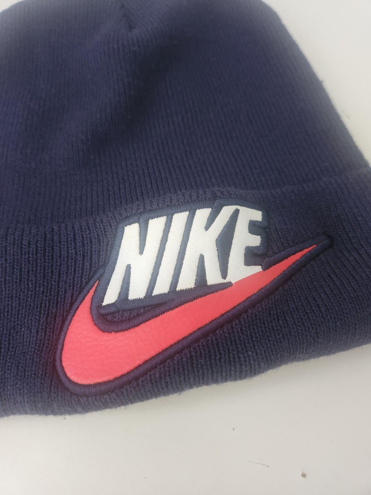 FW18 Supreme x Nike beanie Navy Hat