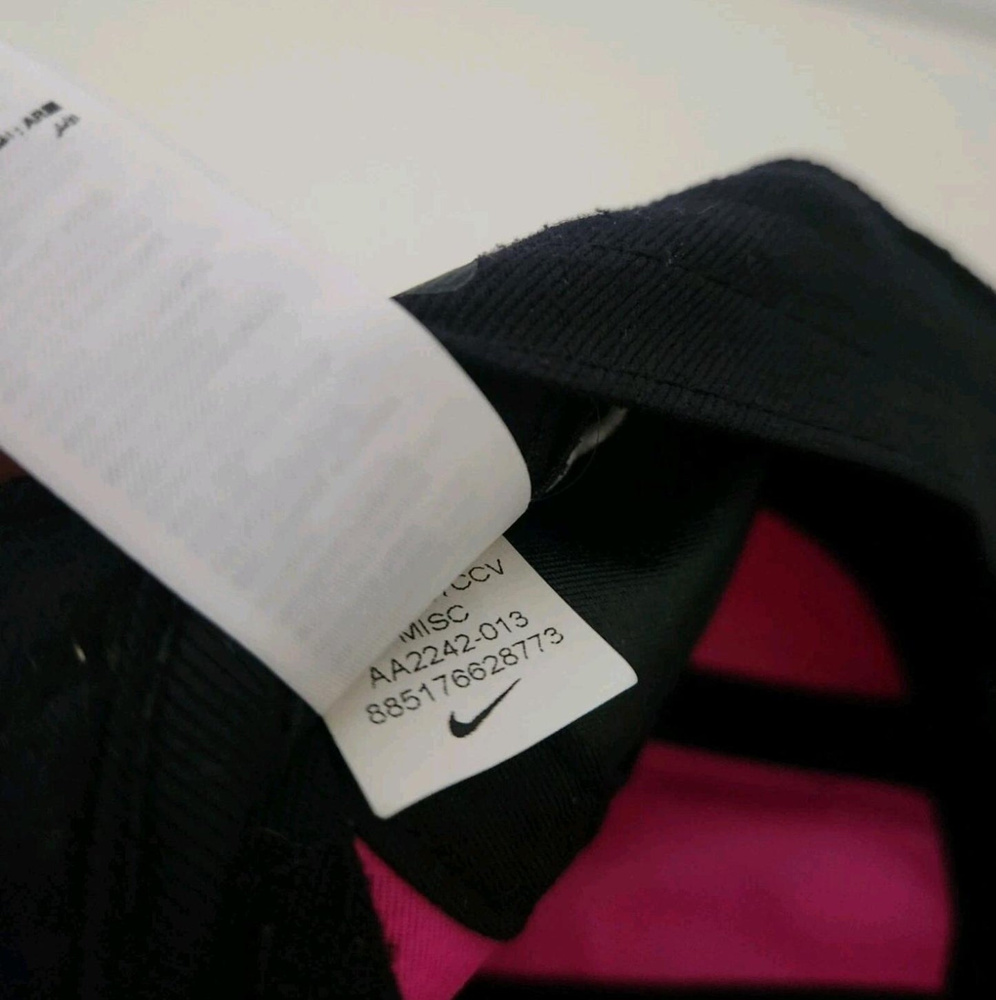 FW17 Supreme x Nike Trail Running Hat Black Pink Cap Reflective