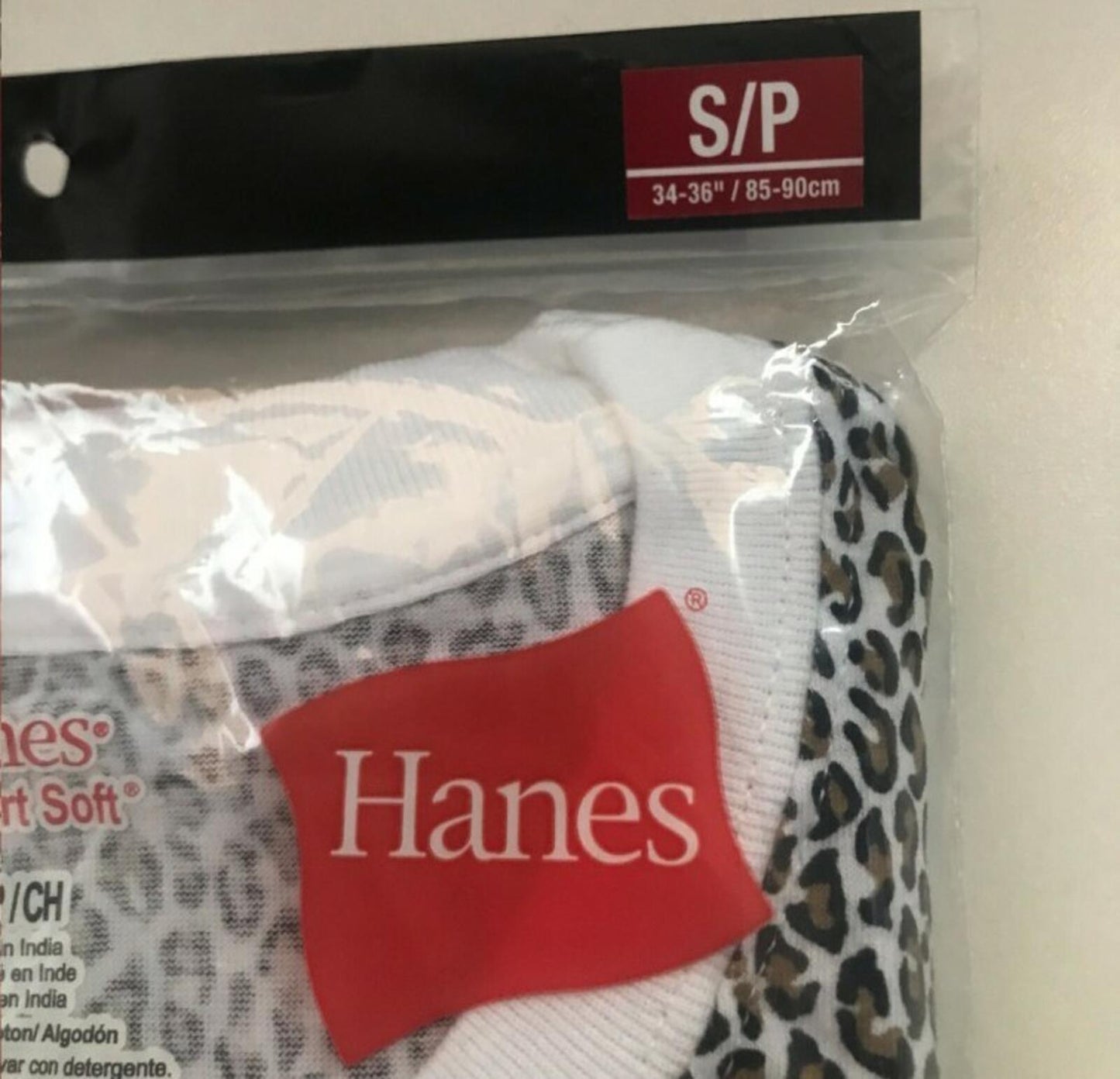 SS19 Supreme Hanes Leopard Tees (2 Pack) Size S