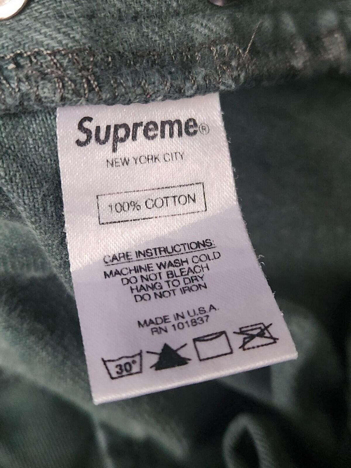 SS18 Supreme jeans regulares lavados Talla 30 Pantalones verde oscuro W30 L25 denim de estrellas