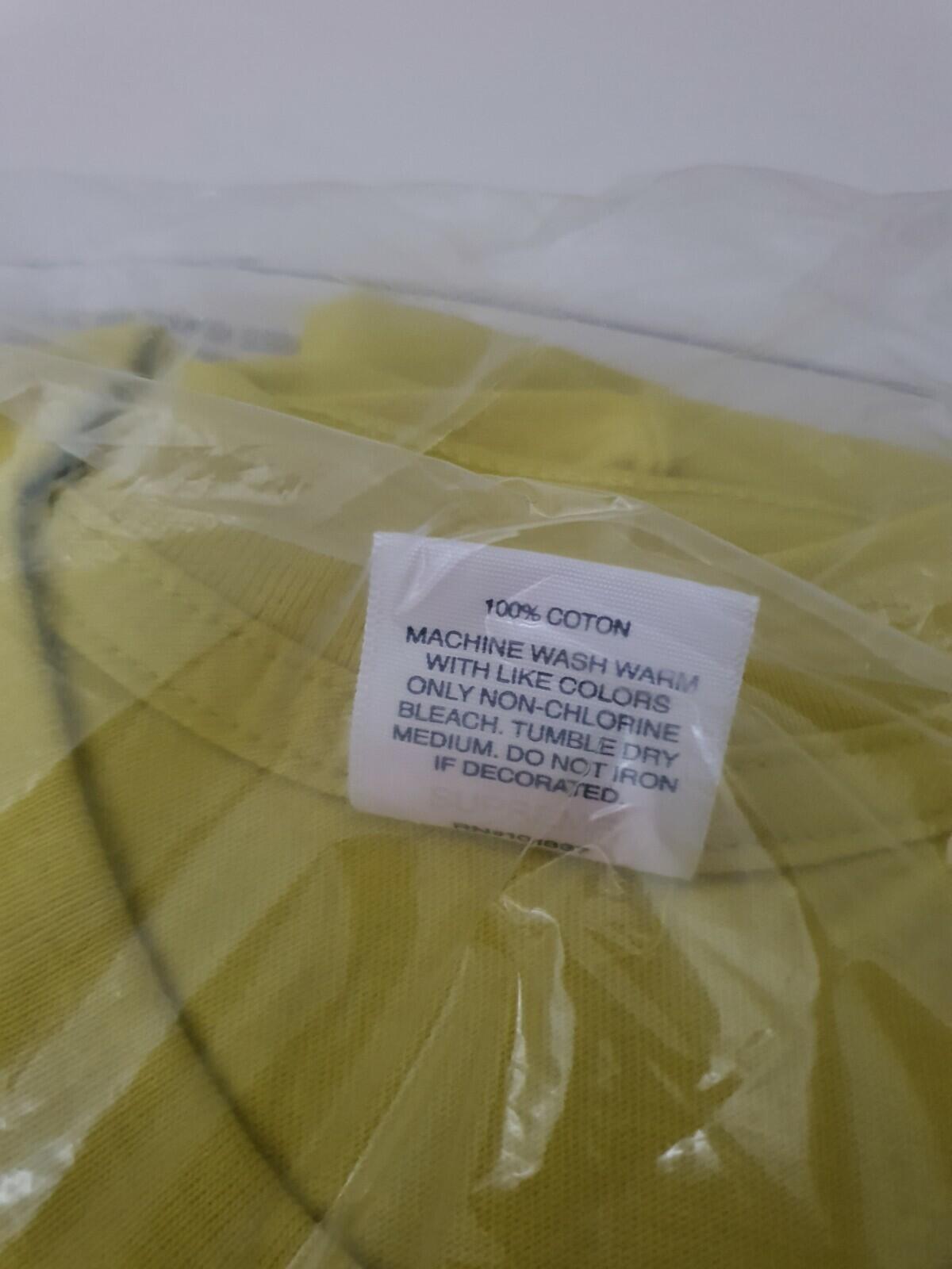 FW19 Supreme Heaven and Earth tee size XL T-shirt Sulfur