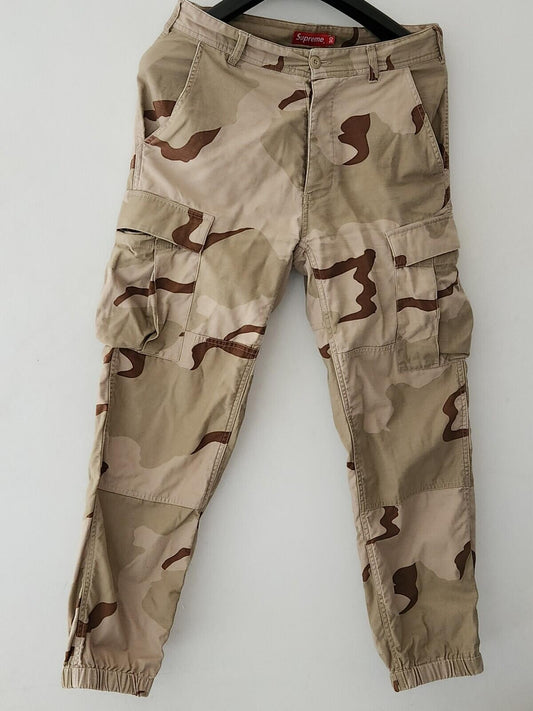 Supreme Cargohose Größe 30 W30 L30 Hose Hose Desert Camo