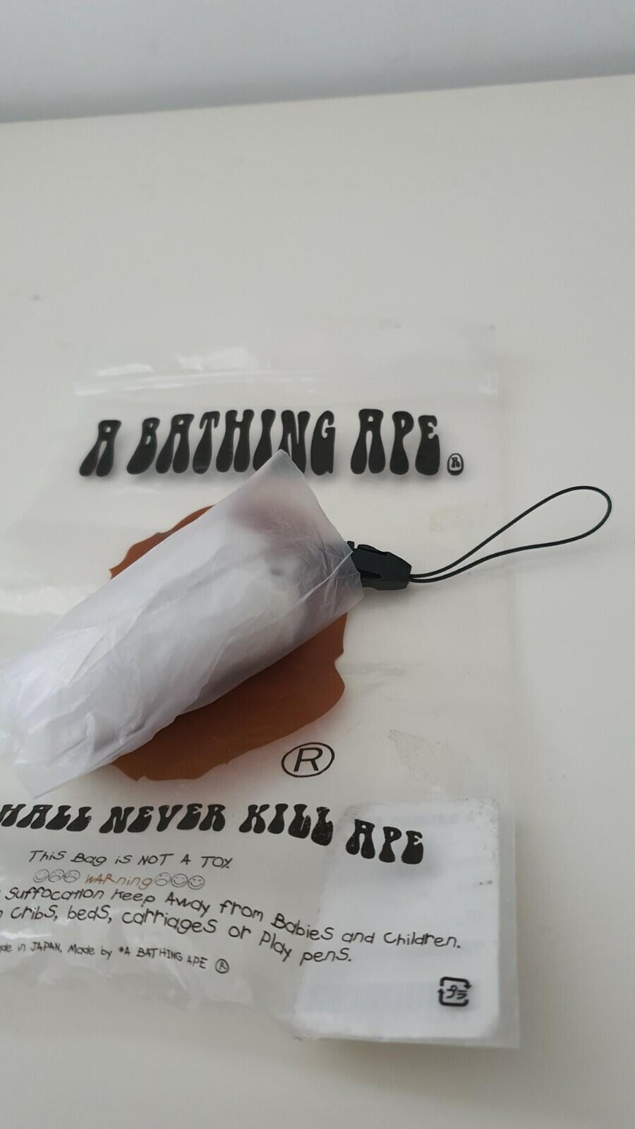 A BATHING APE Bapesta white keychain Bape keyring Very Rare Accessory