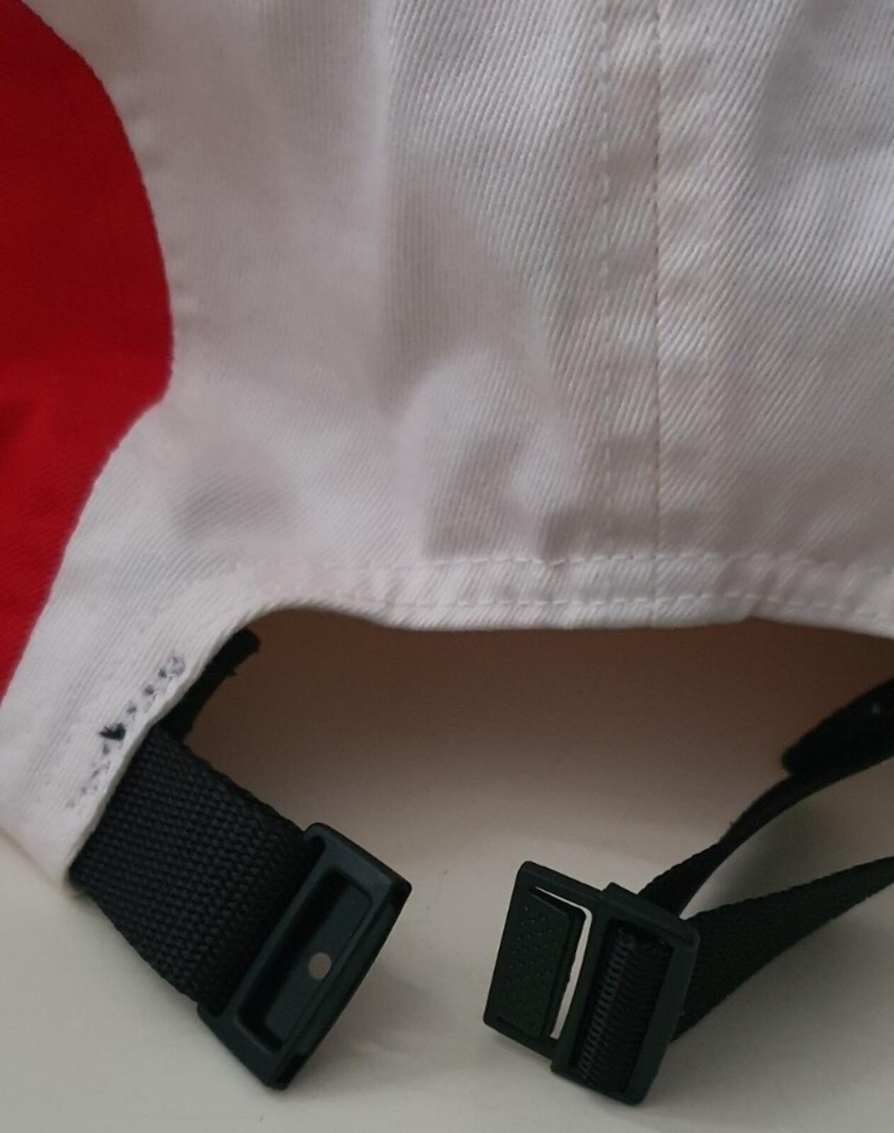 FW18 Supreme Contrast Panel camp cap red white hat box logo