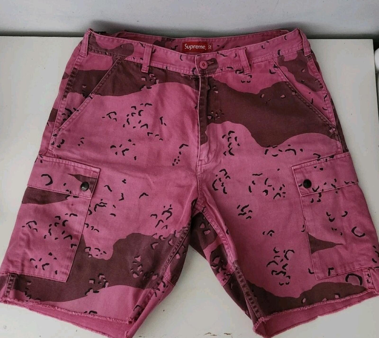 SS21 Supreme overdyed Camo Cargo Short Pink Size 32 Large