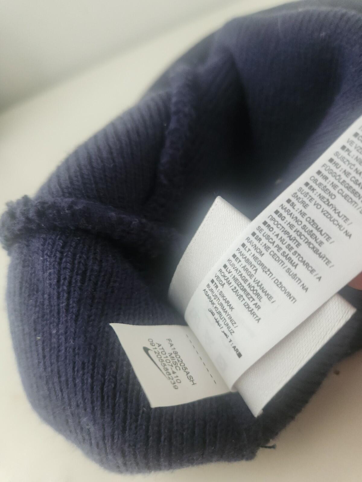 FW18 Supreme x Nike beanie Navy Hat