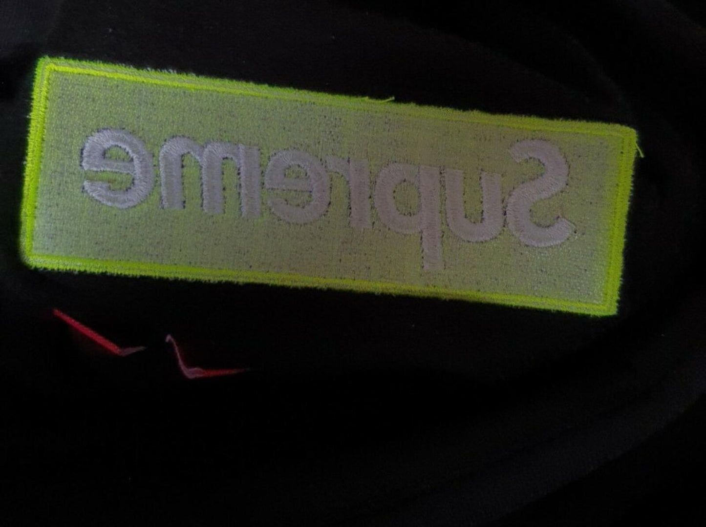FW17 Supreme Box Logo hooded Sweatshirt black hoodie size M medium neon green