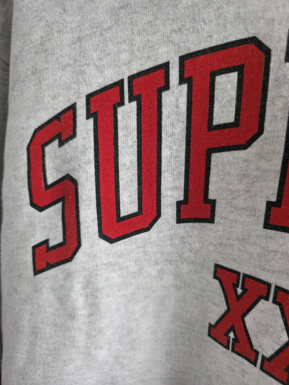 SS20 Supreme XXL Hooded Sweatshirt Ash Grey Size M