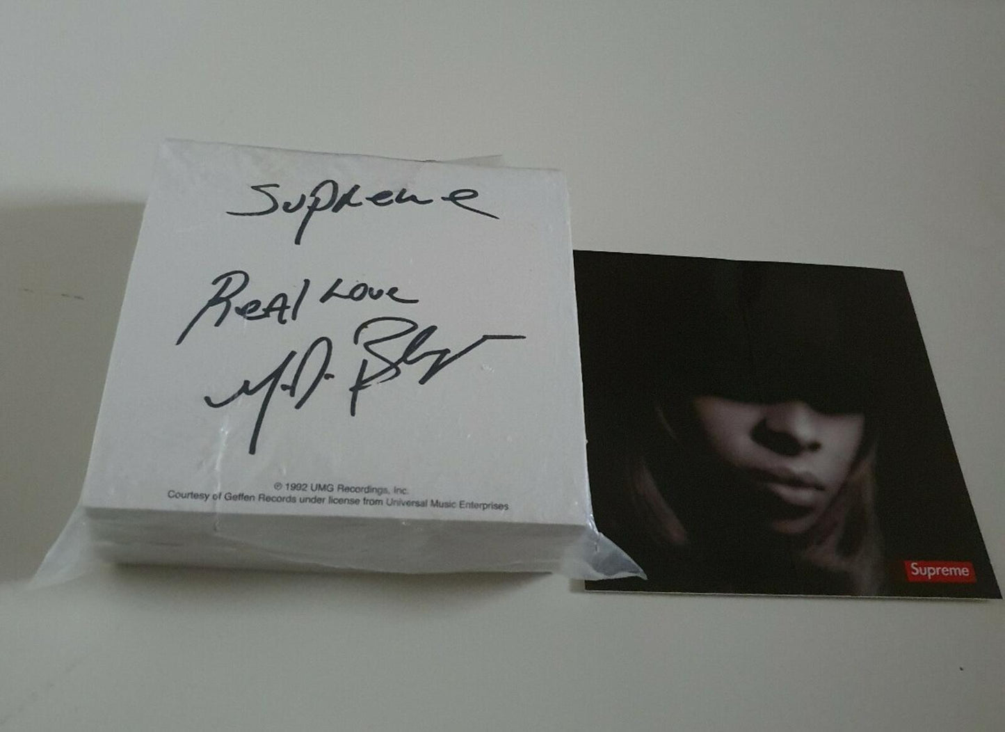 100 FW19 Supreme Mary J. Blige stickers (1x brick) 100% authentic
