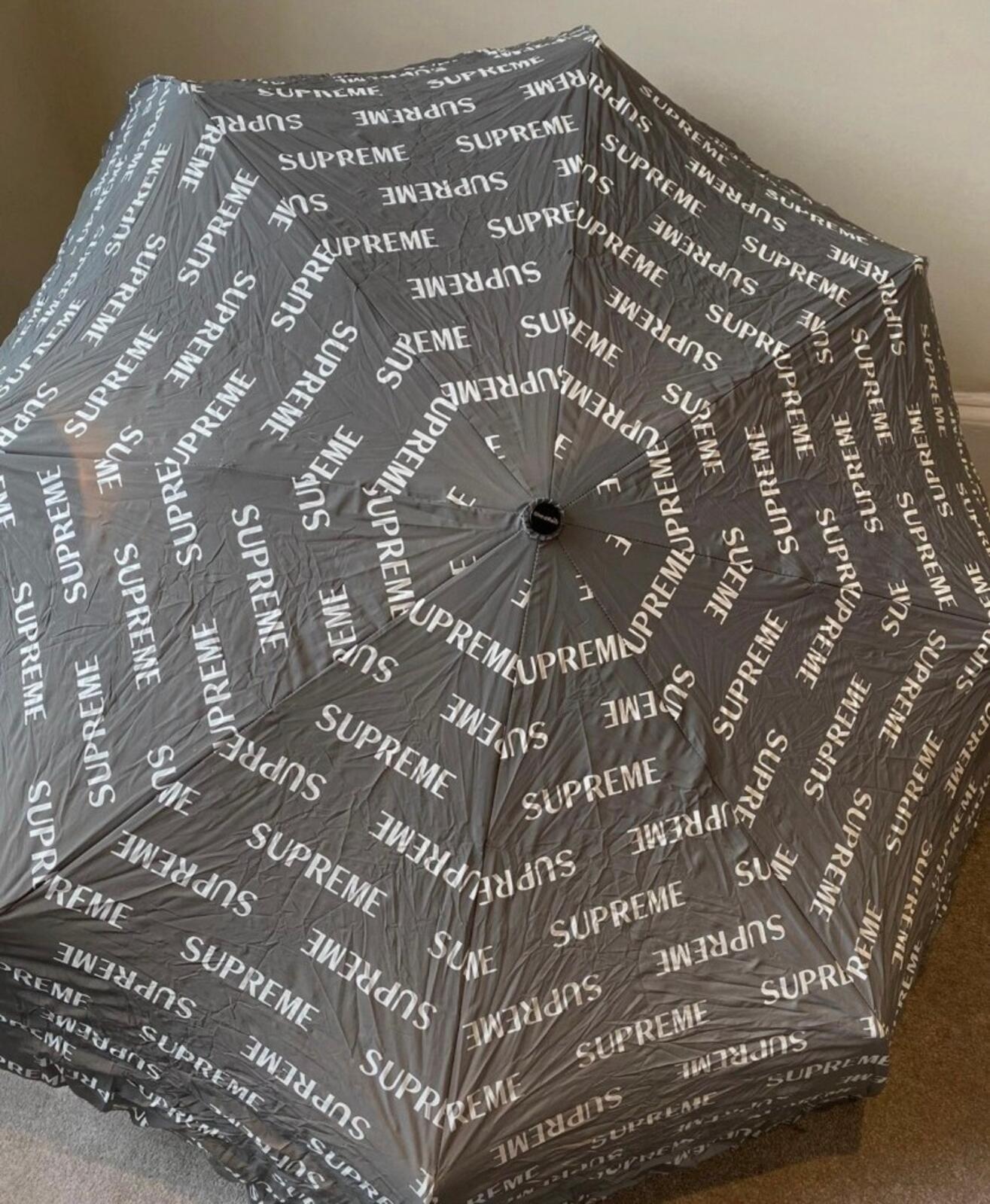 FW16 Supreme ShedRain reflective repeat umbrella Grey 54" Collapsible
