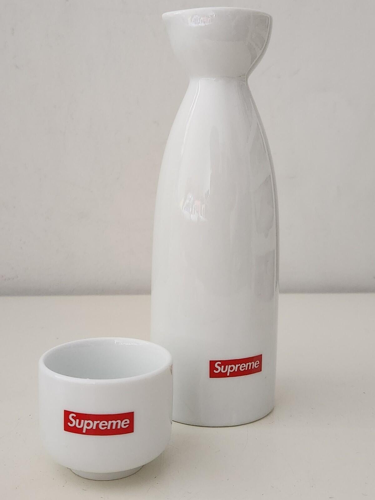 FW17 Supreme Sake Set White Ceramic Red Small Box Logo Accessory