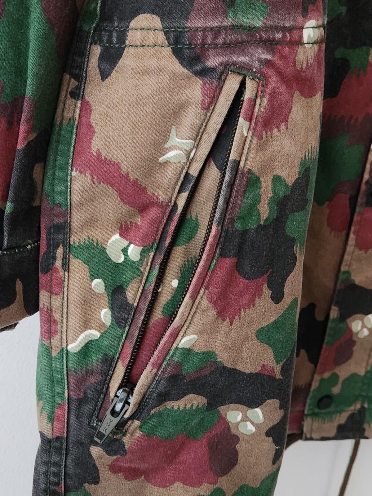 SS17 Supreme Field Parka Größe M Medium Jacke Mantel Swiss Camo Camouflage 666