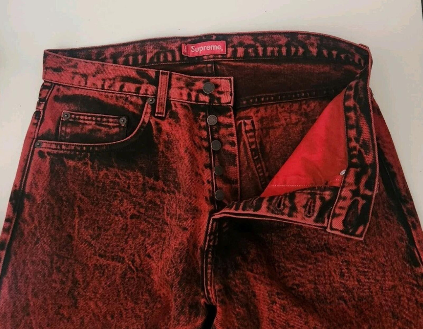 SS20 Supreme washed regular jeans size 32 W32 L32 Red denim Stone Wash