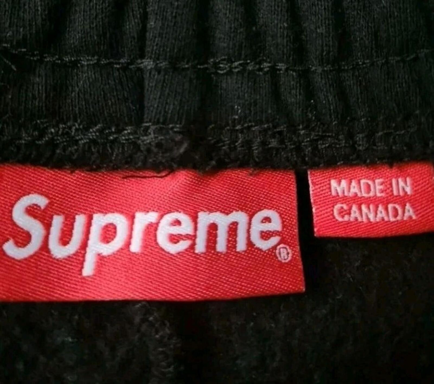 SS23 Supreme Small Box Baggy Cargo Shorts Black Size L