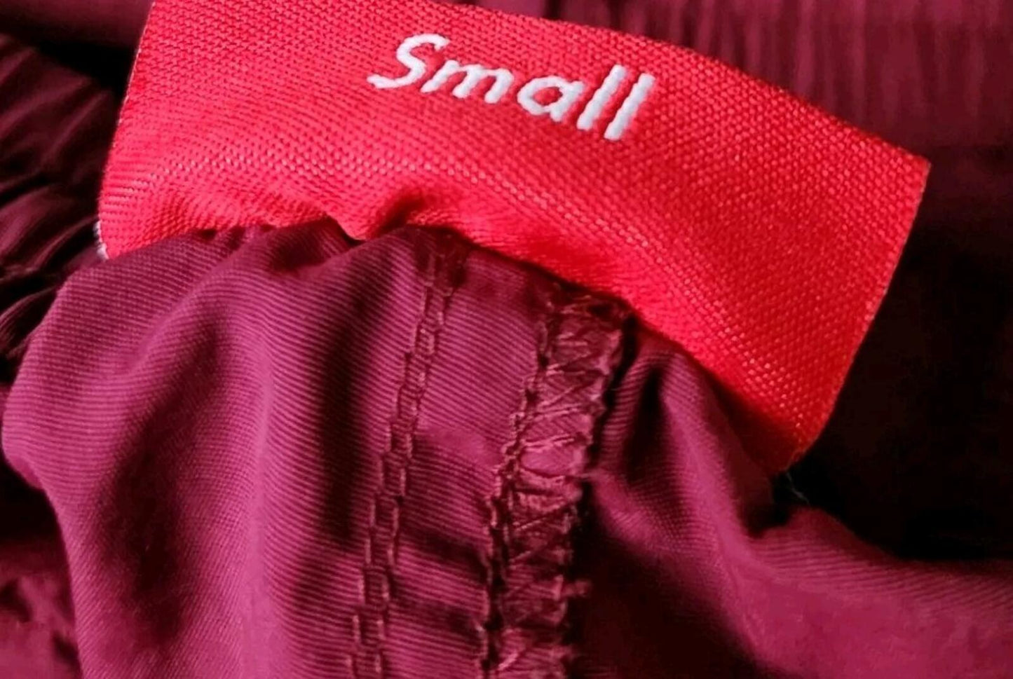 FW19 Supreme Paneled Warm Up Hose Pflaume Größe M Wasserabweisend