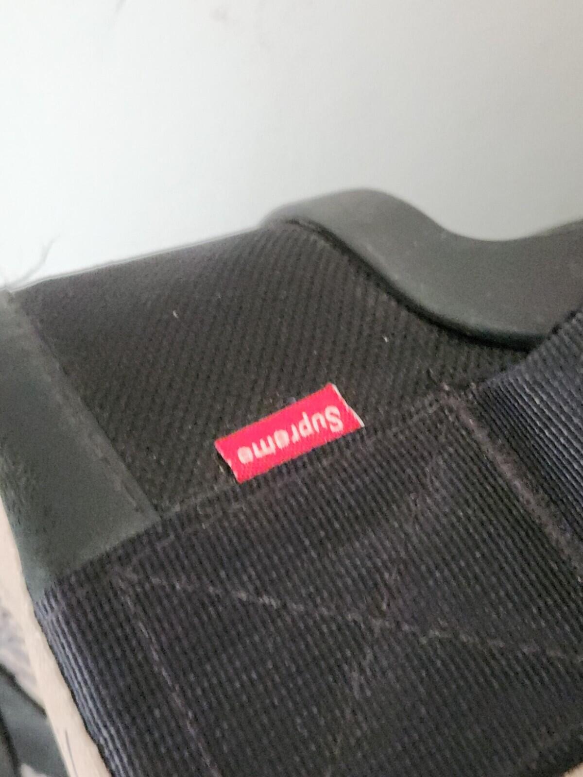 SS12 Supreme x The North Face Wayfinder 25 Rolling Bag Rare Vintage 2012 Duffle
