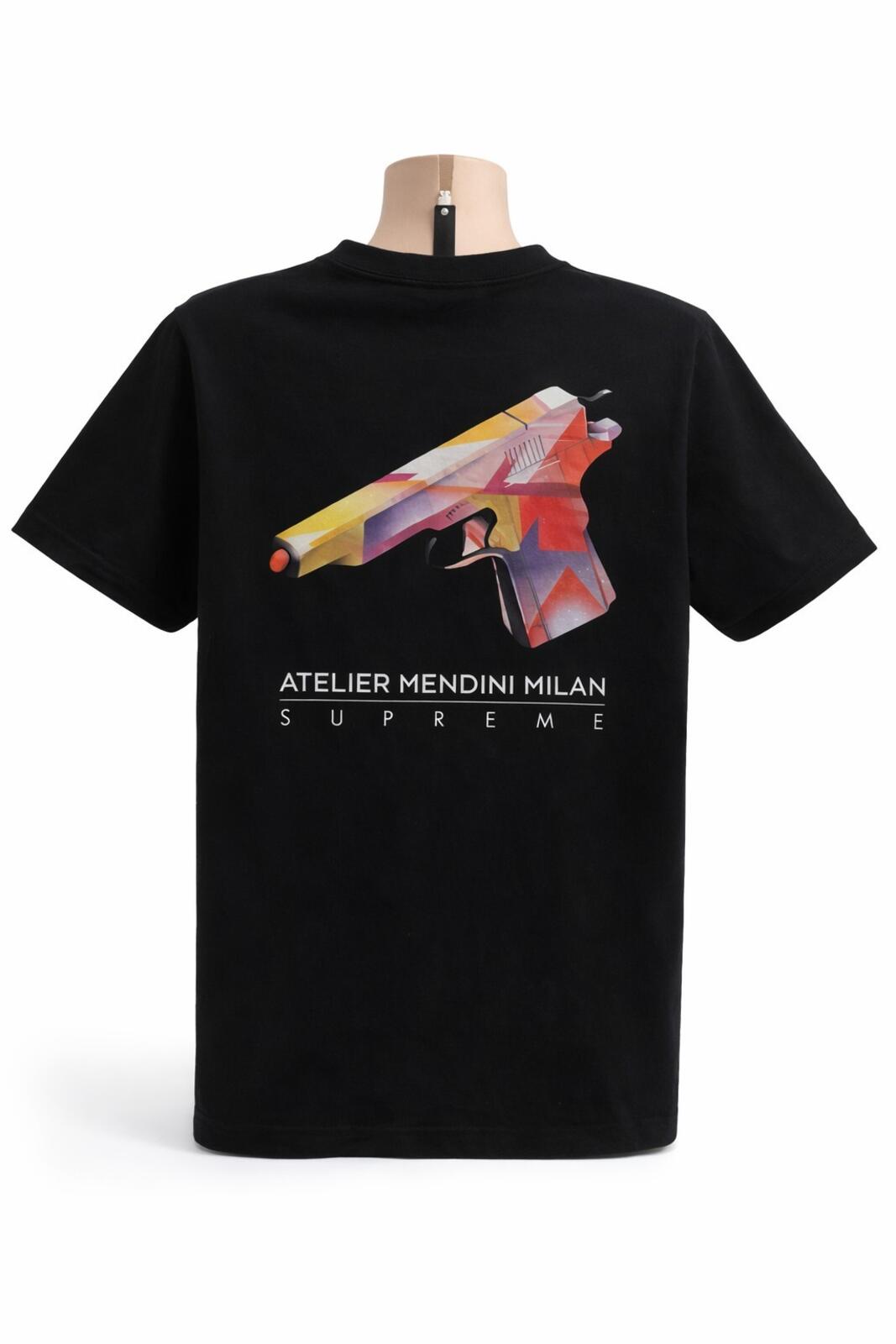 SS16 Supreme Mendini Gun Tee Black Size M