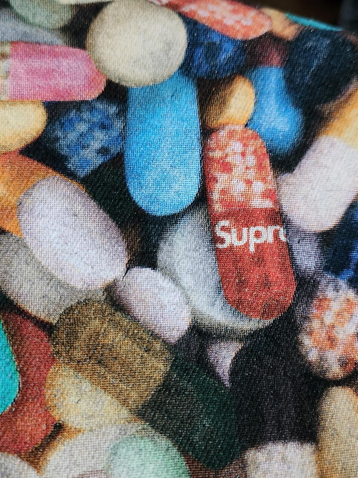 SS20 Supreme Pills Tee size XL Black T-shirt