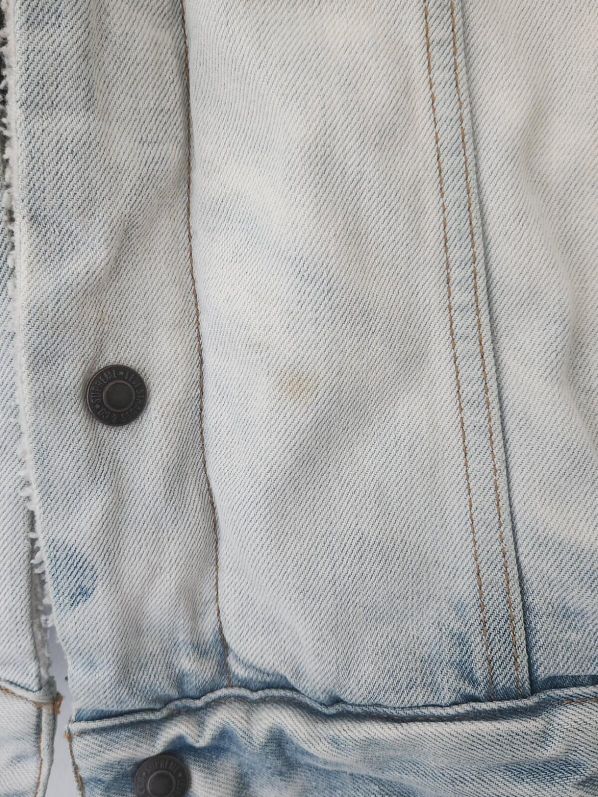 FW16 Supreme Levis Bleached Sherpa Trucker Denim Jacket Size L