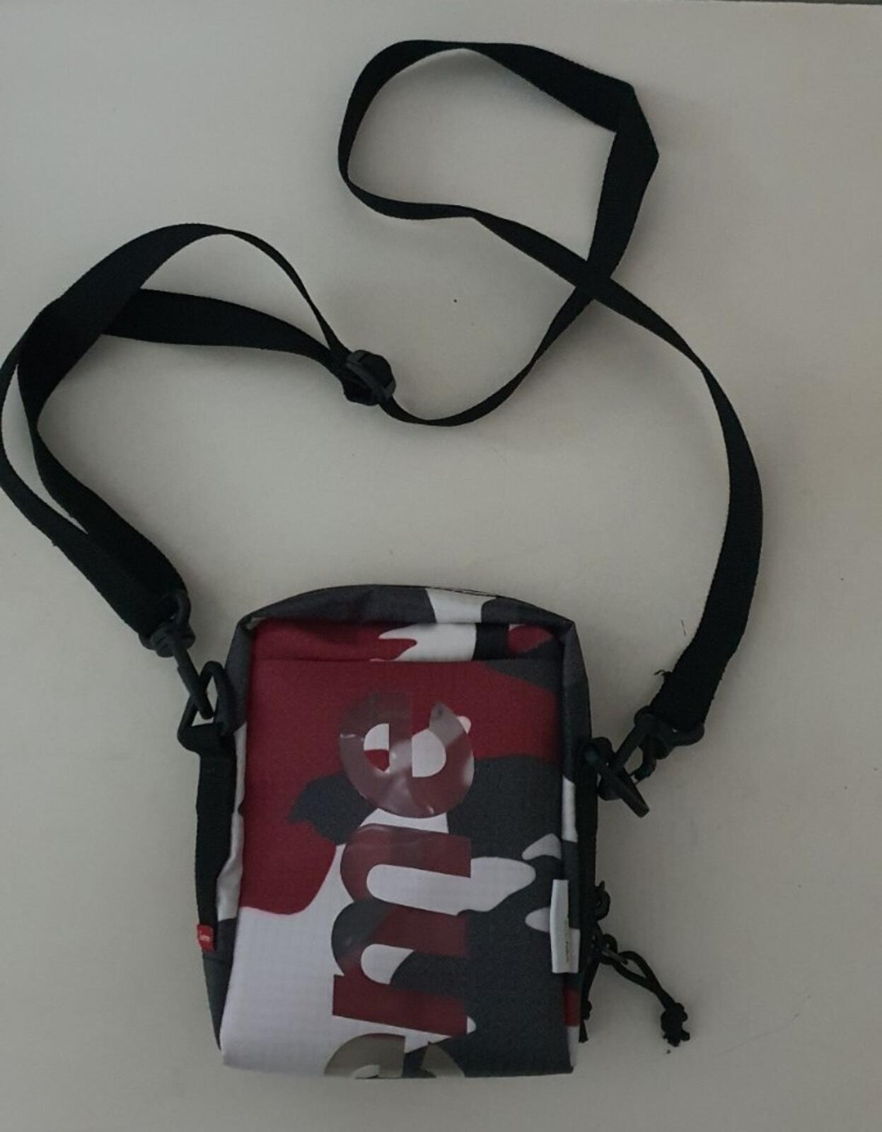 SS21 Supreme Neck Pouch Shoulder Bag Red Camo Water Resistant