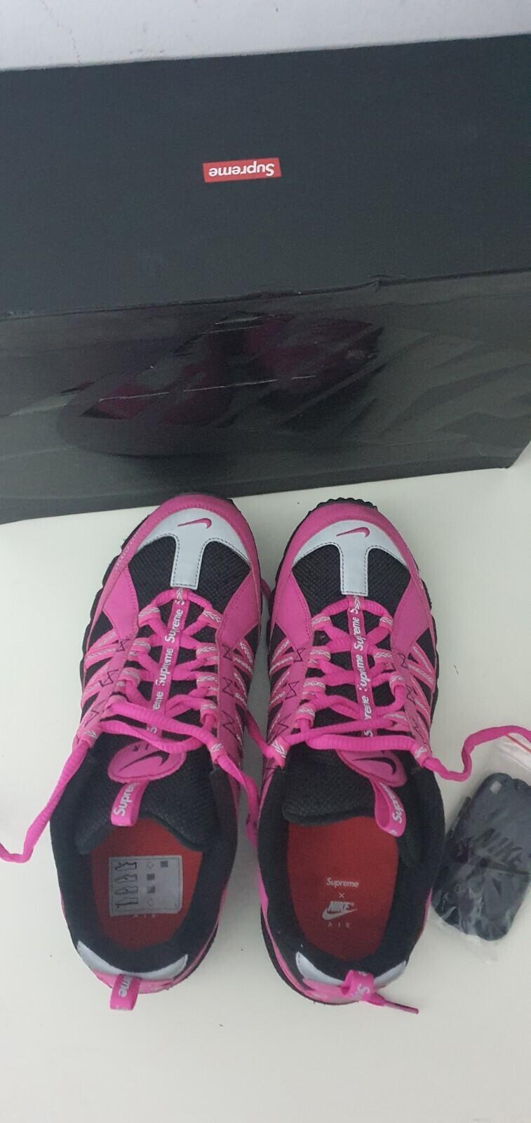 FW17 Supreme x Nike Air Humara '17 trainers Fire Pink US 11 UK 10  EU 45 lot