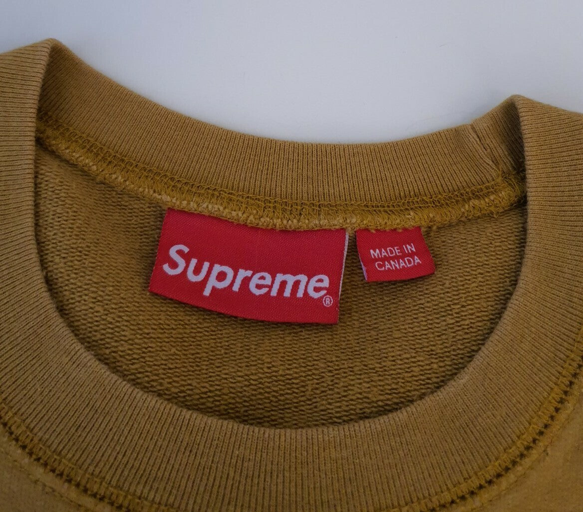 SS14 Supreme Menace II Society Crewneck Senf Größe M