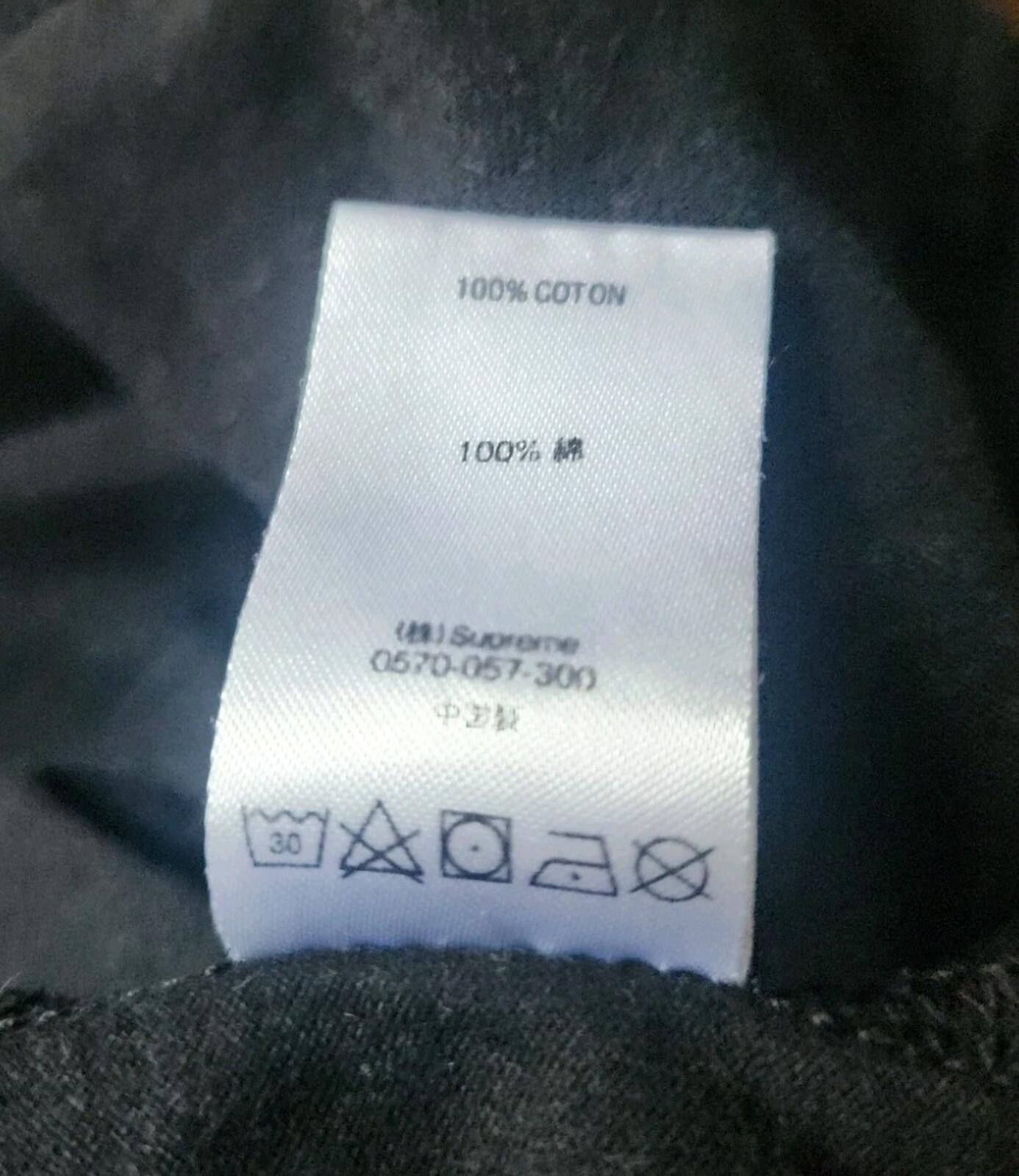FW18 Supreme Split Logo S/S Top Black White Tee size M medium T-shirt Contrast