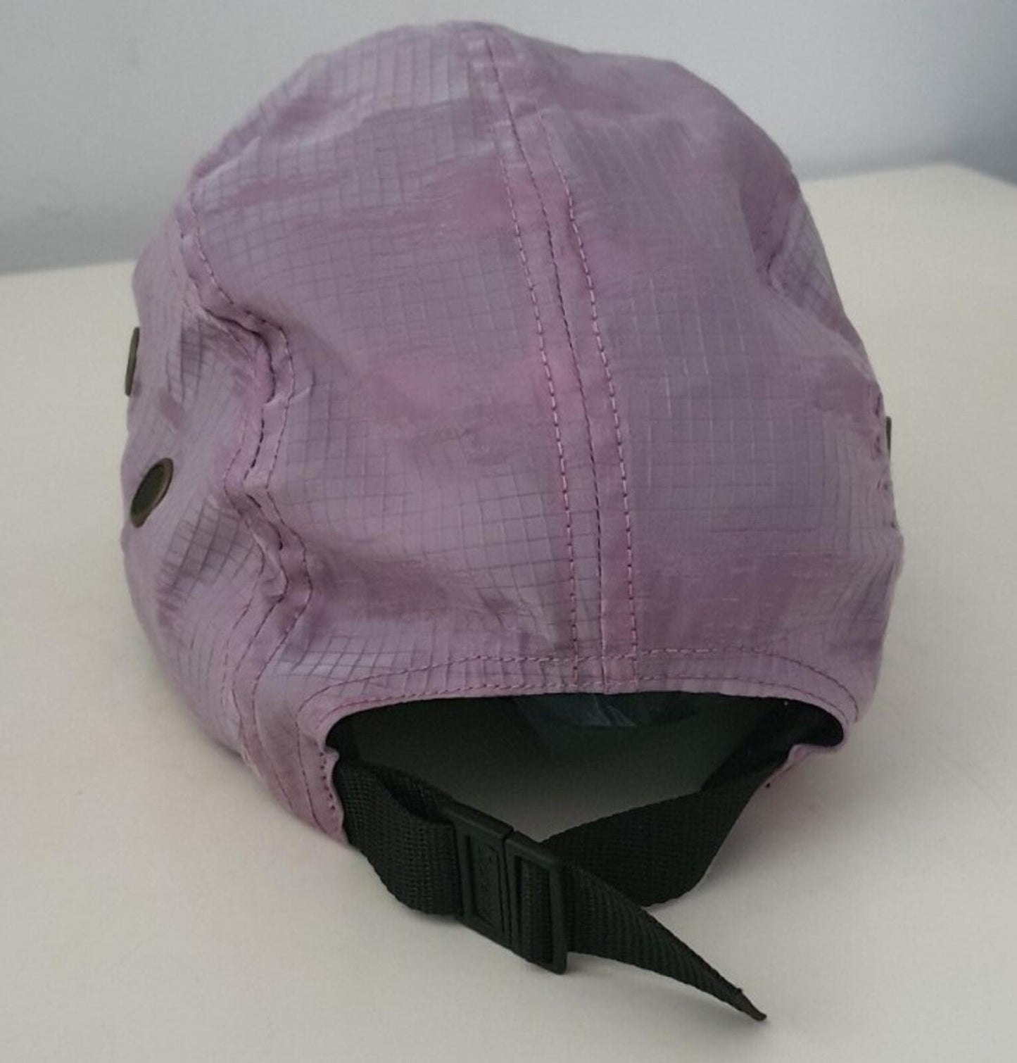 FS22 Supreme Broken Camo Camp Cap Lila Nylon Hut Box-Logo Ripstop