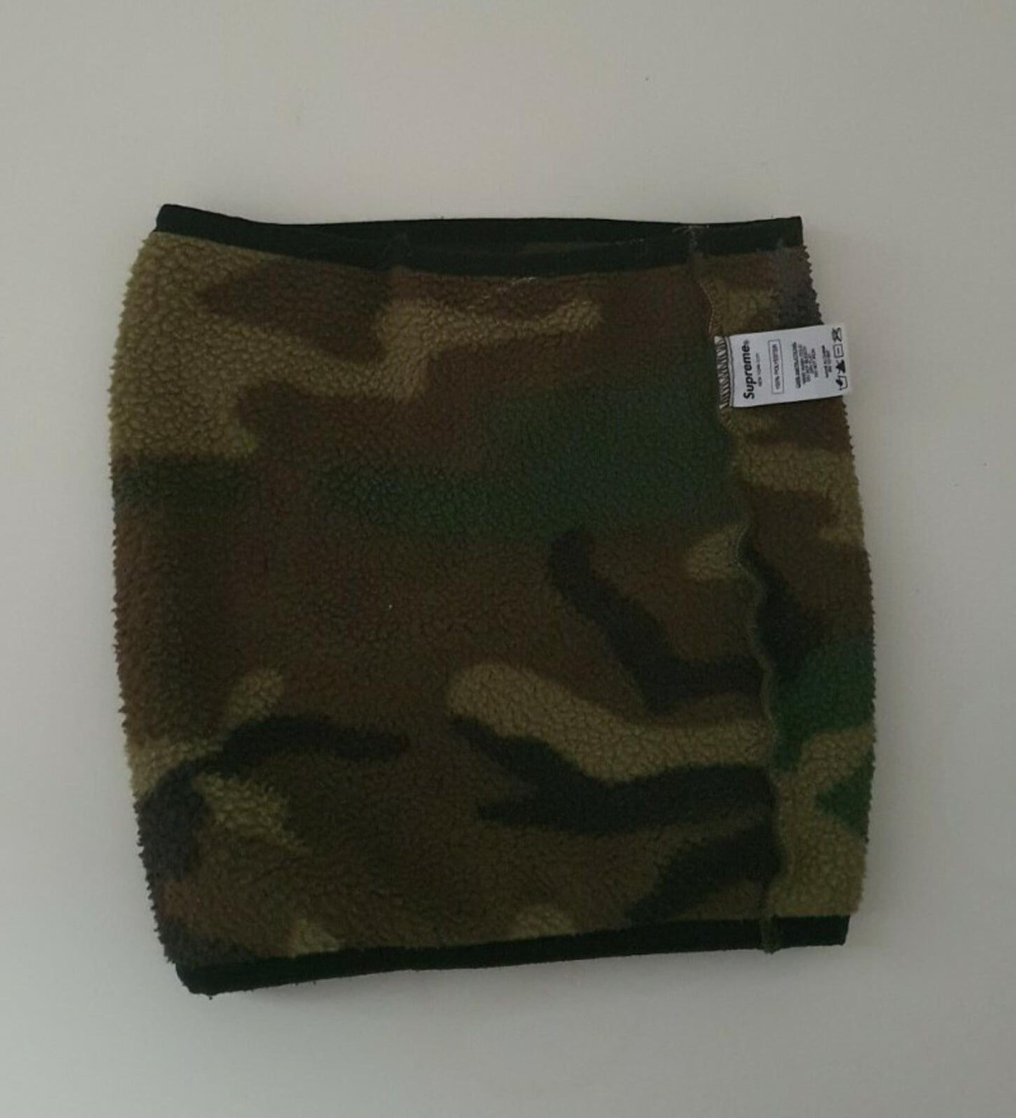 Rare FW15 Supreme fleece neck gaiter woodland camo neck warmer