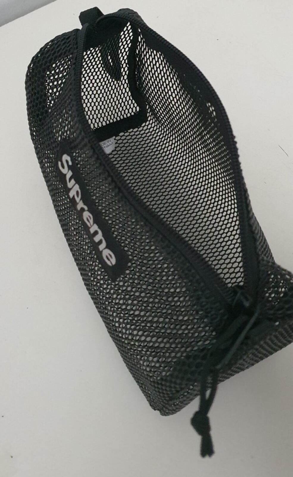 SS20 Supreme utility pouch black bag