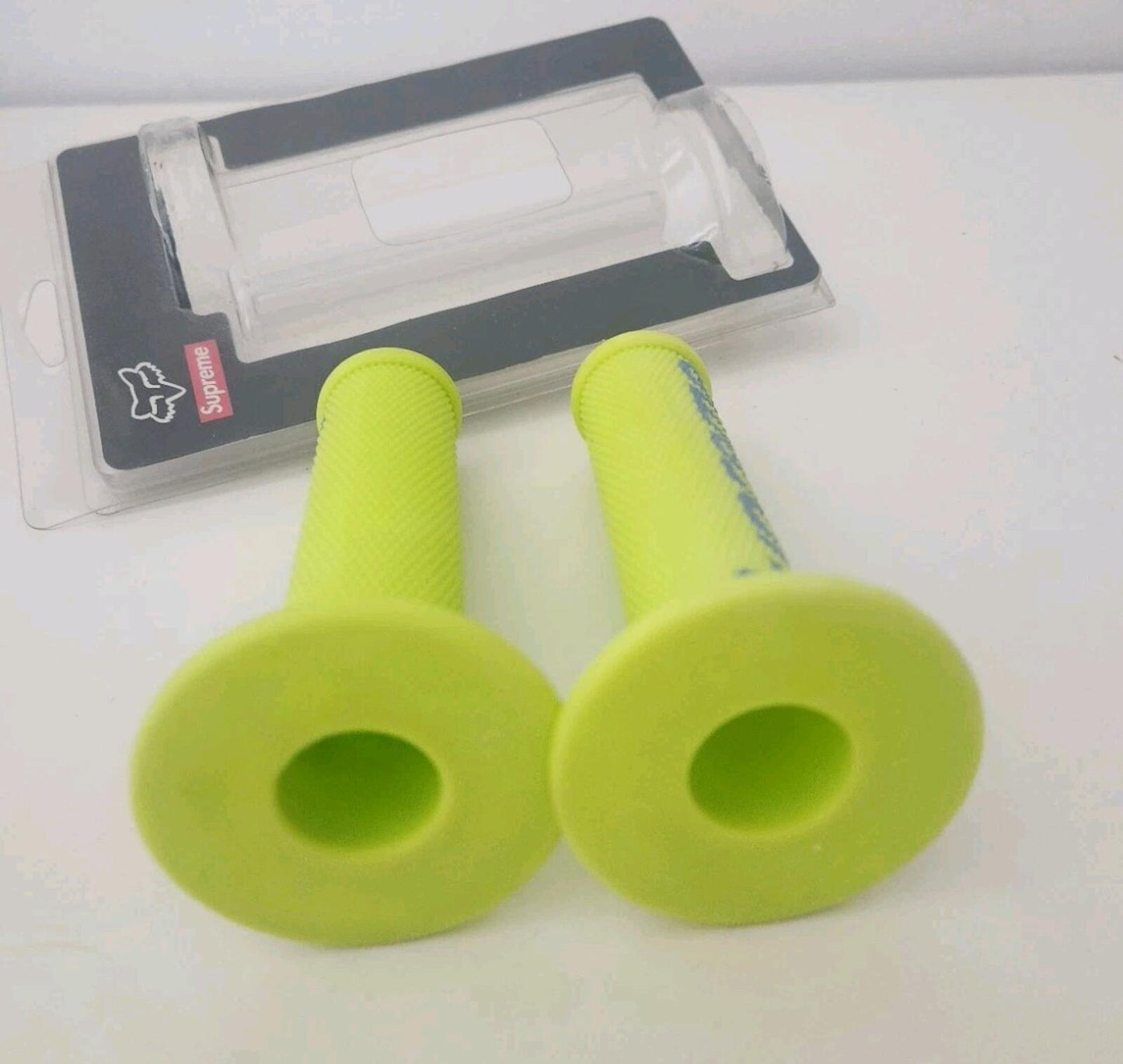 SS18 Supreme x Fox Racing Moto Hand Grip Motorcycle Bike Accessory Handlebar New