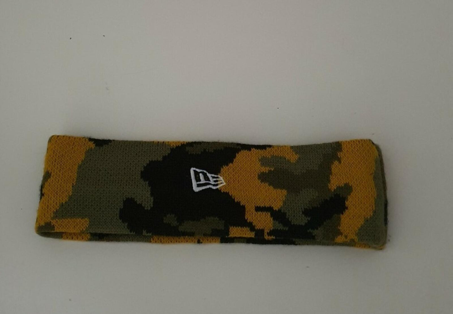 Cinta para la cabeza con logo reflectante Supreme New Era FW17, camuflaje amarillo, accesorio