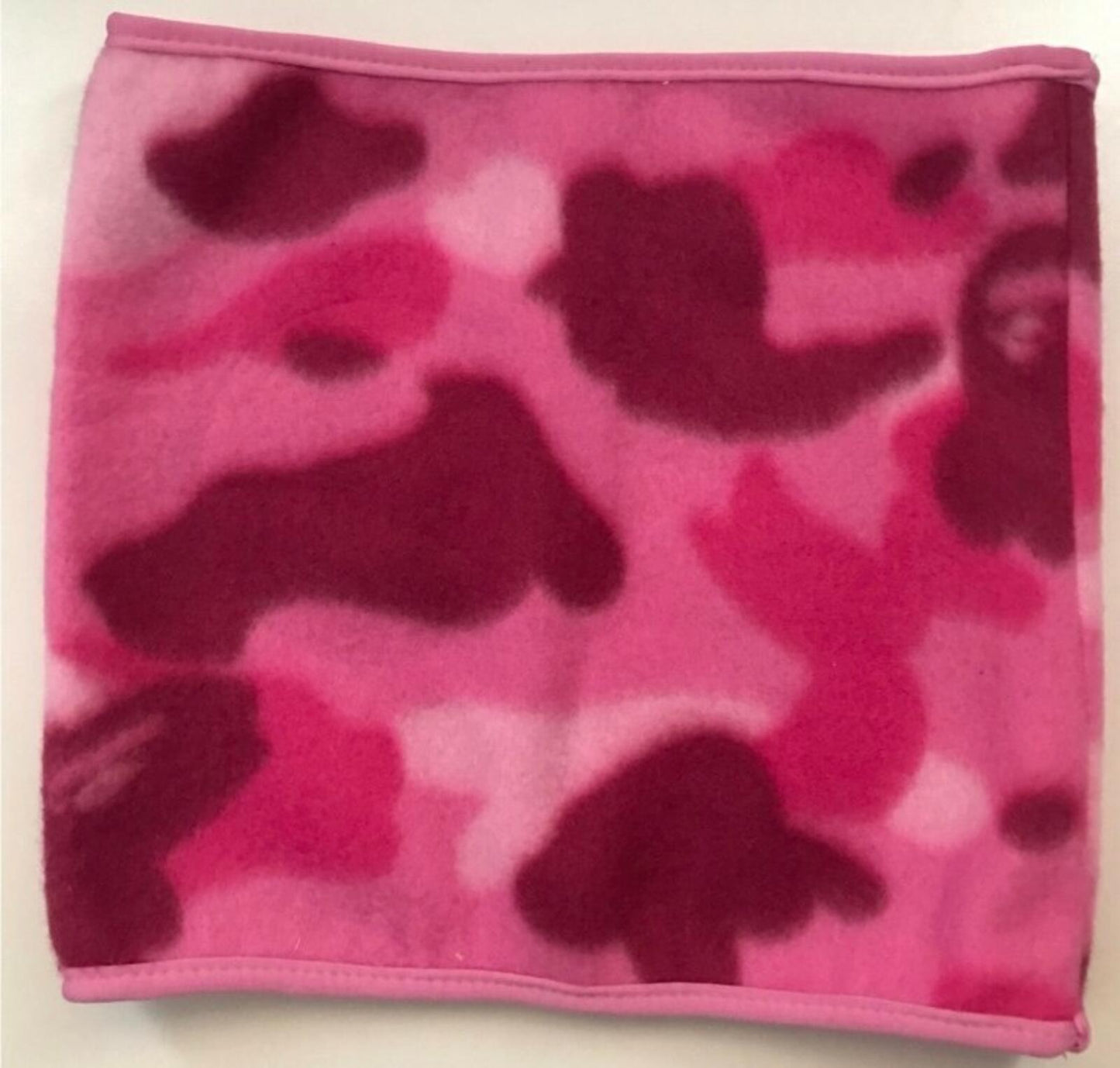 A BATHING APE fleece neck gaiter pink camo neck warmer BAPE camouflage Accessory