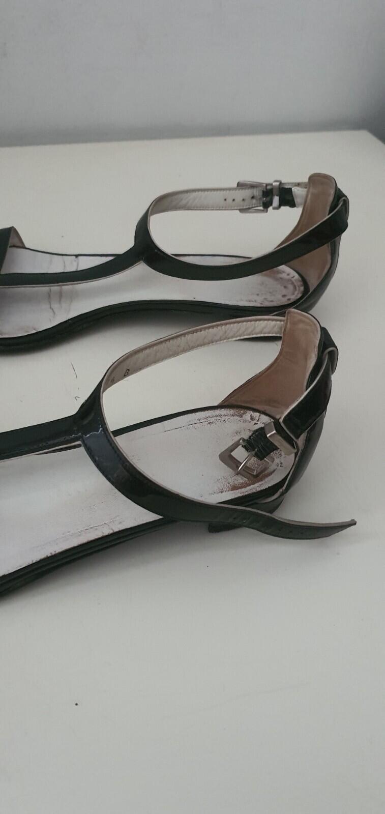 SALVATORE FERRAGAMO 7.5 B UK 5 EU 38 WOMENS BLACK SANDALS Slim Made in Italy