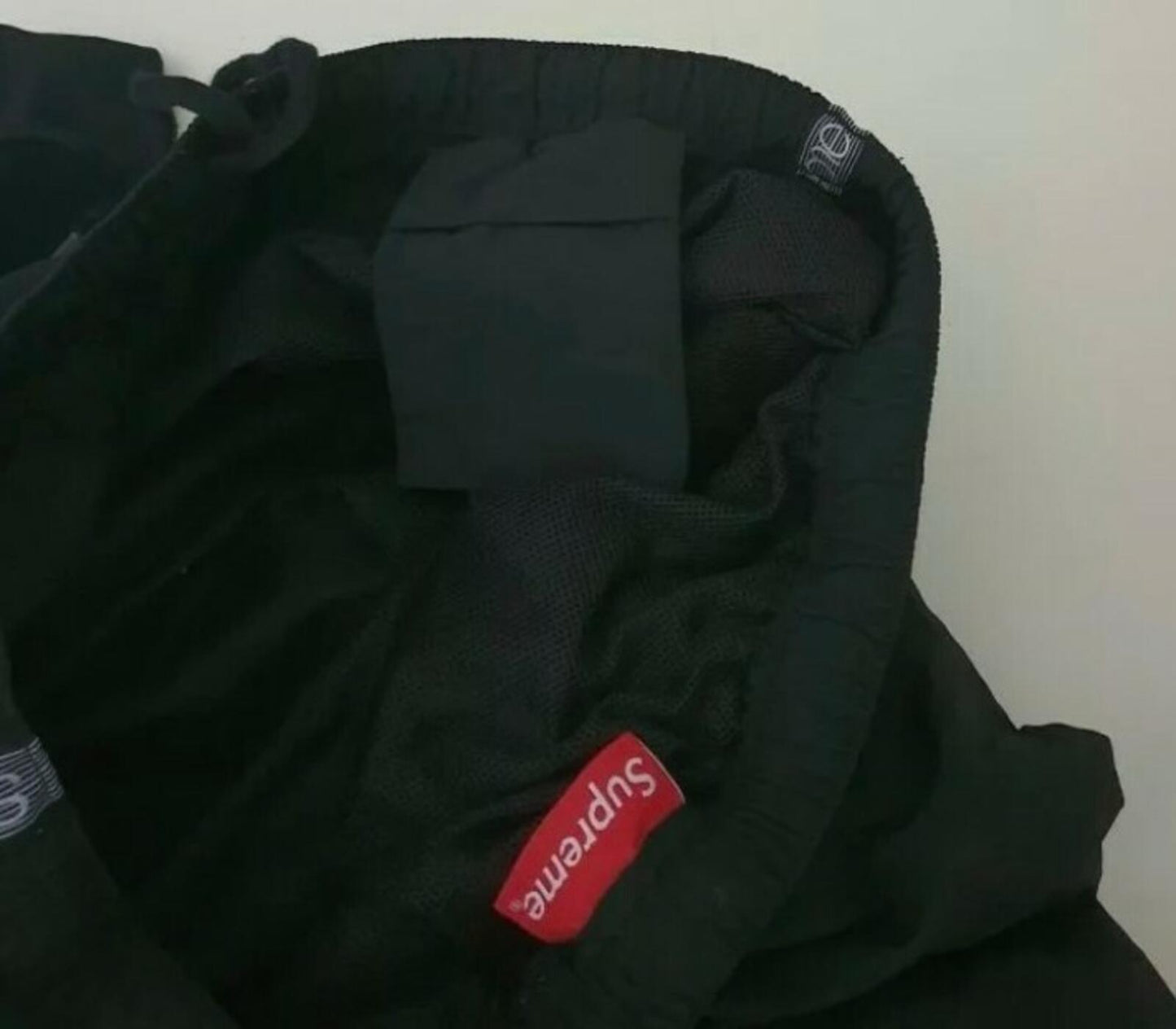 SS18 Supreme Tonal Taping nylon track pant size M medium black