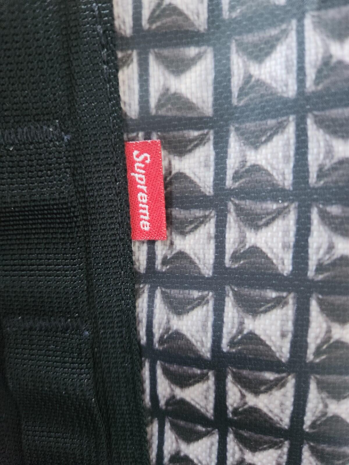 Bolso utilitario Studded Explore Supreme x The North Face SS21 TNF