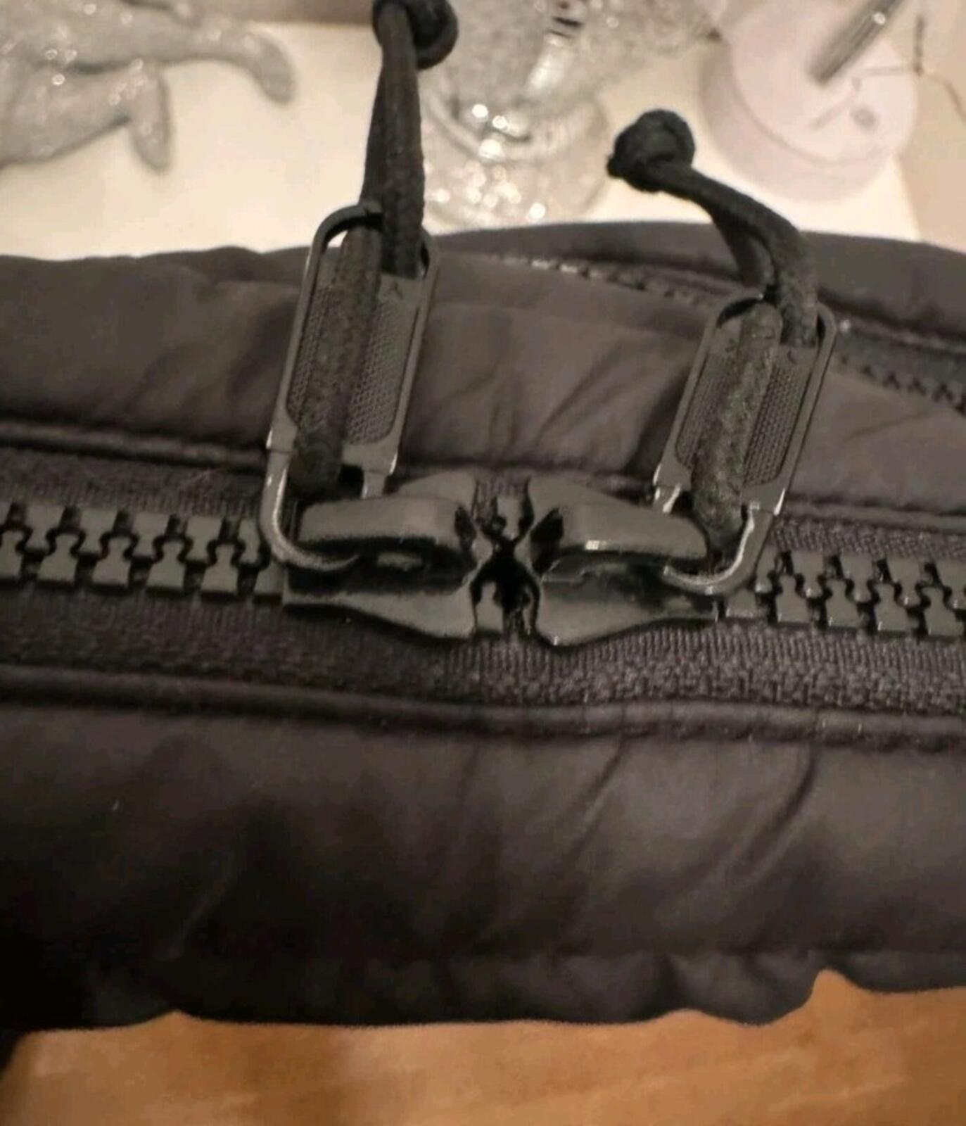 FW22 Supreme Puffer Side Bag Shoulder Black Water Resistant